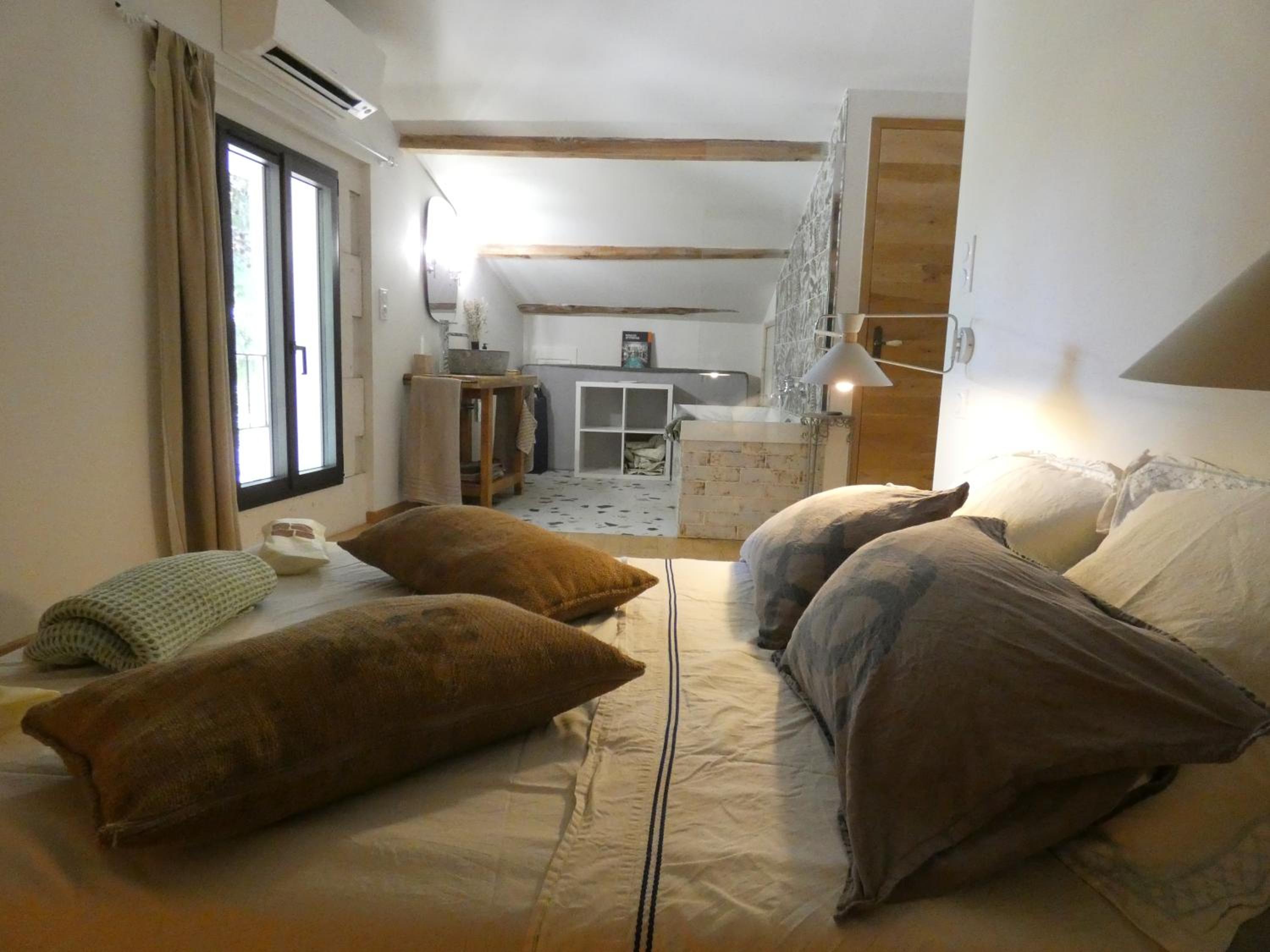 Double Room with Private Bathroom