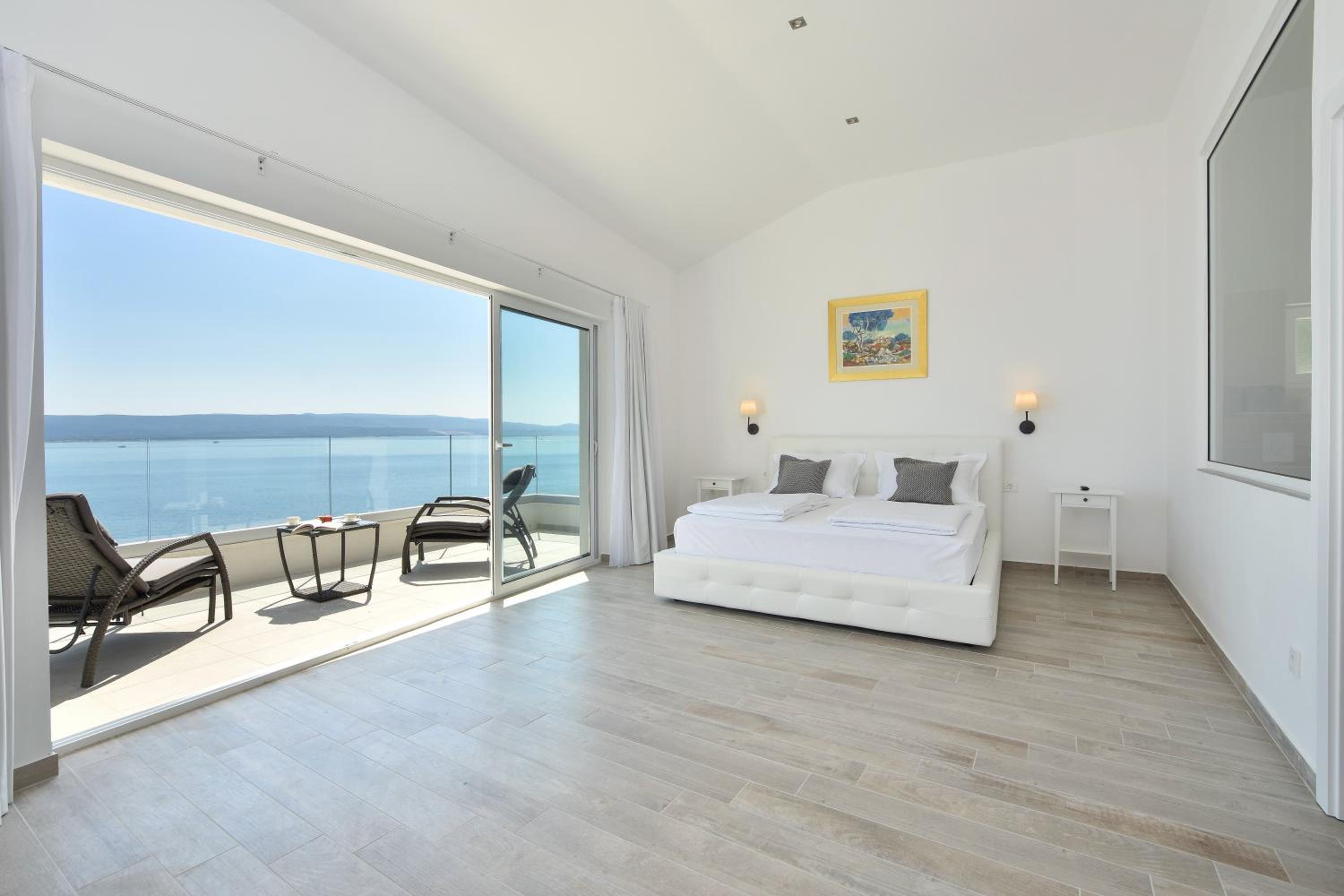 Villa with Sea View photo 3