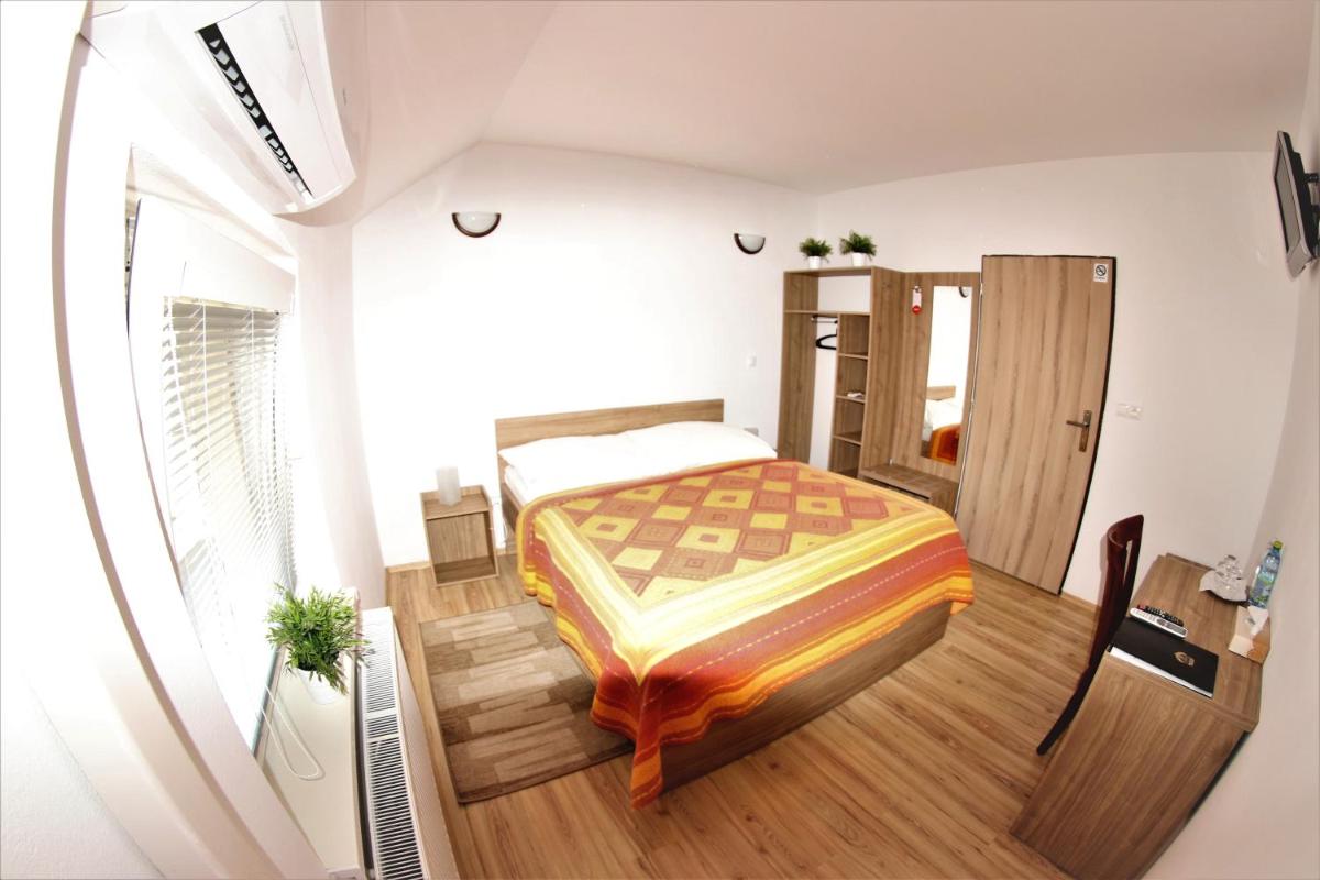 Economy Double Room