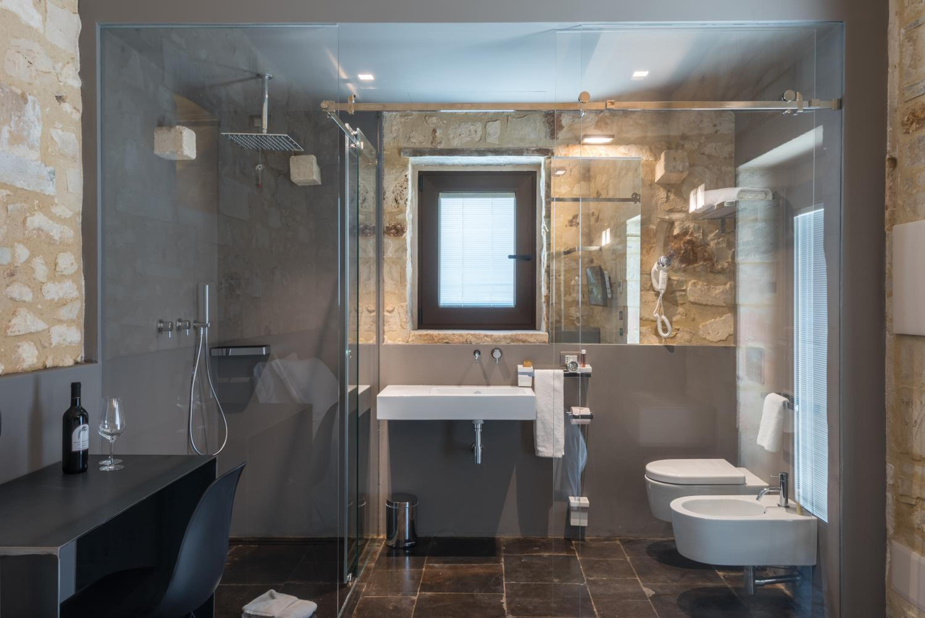 Small Double Room- Annex building photo 3