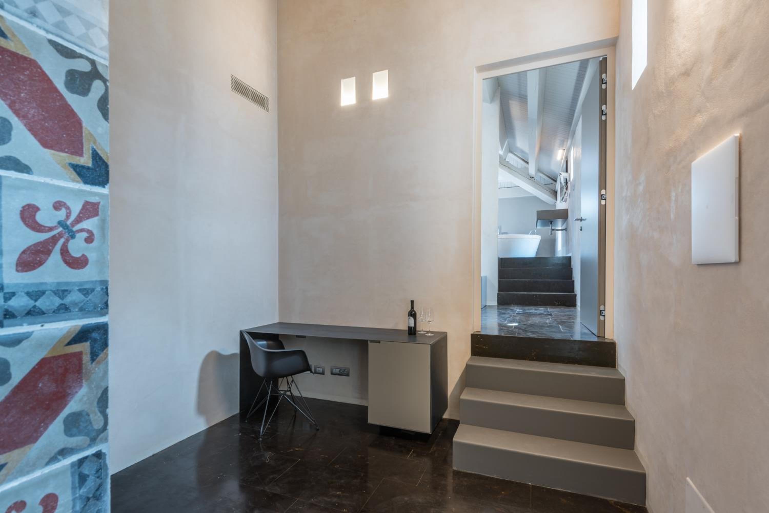 King Suite with Spa Bath