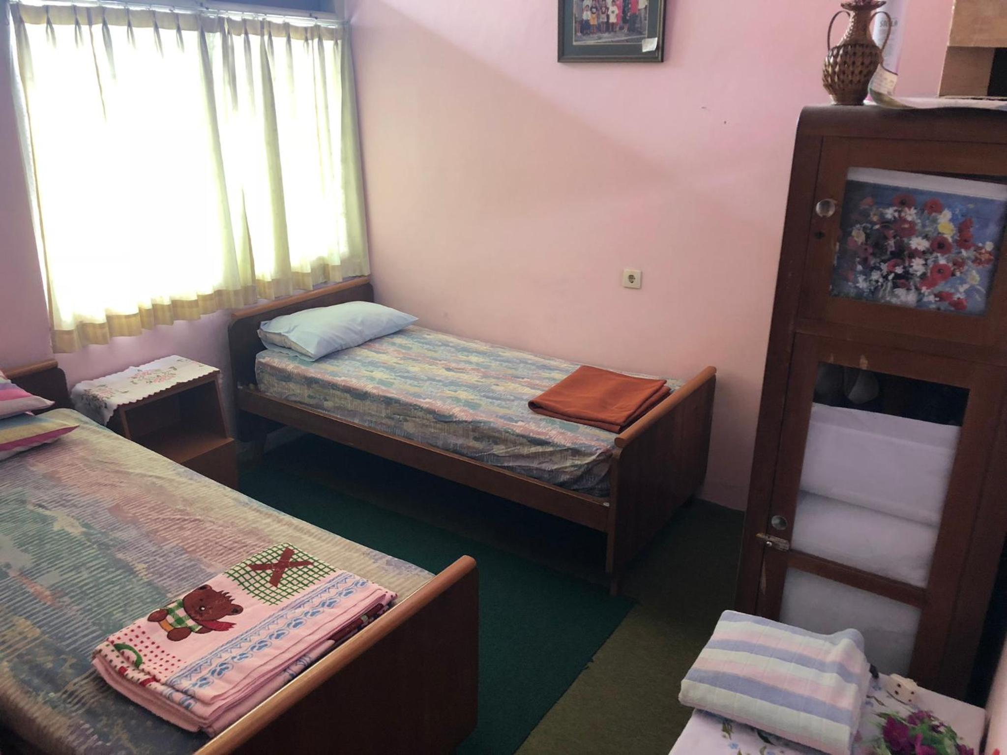 Twin Room - Photo 6