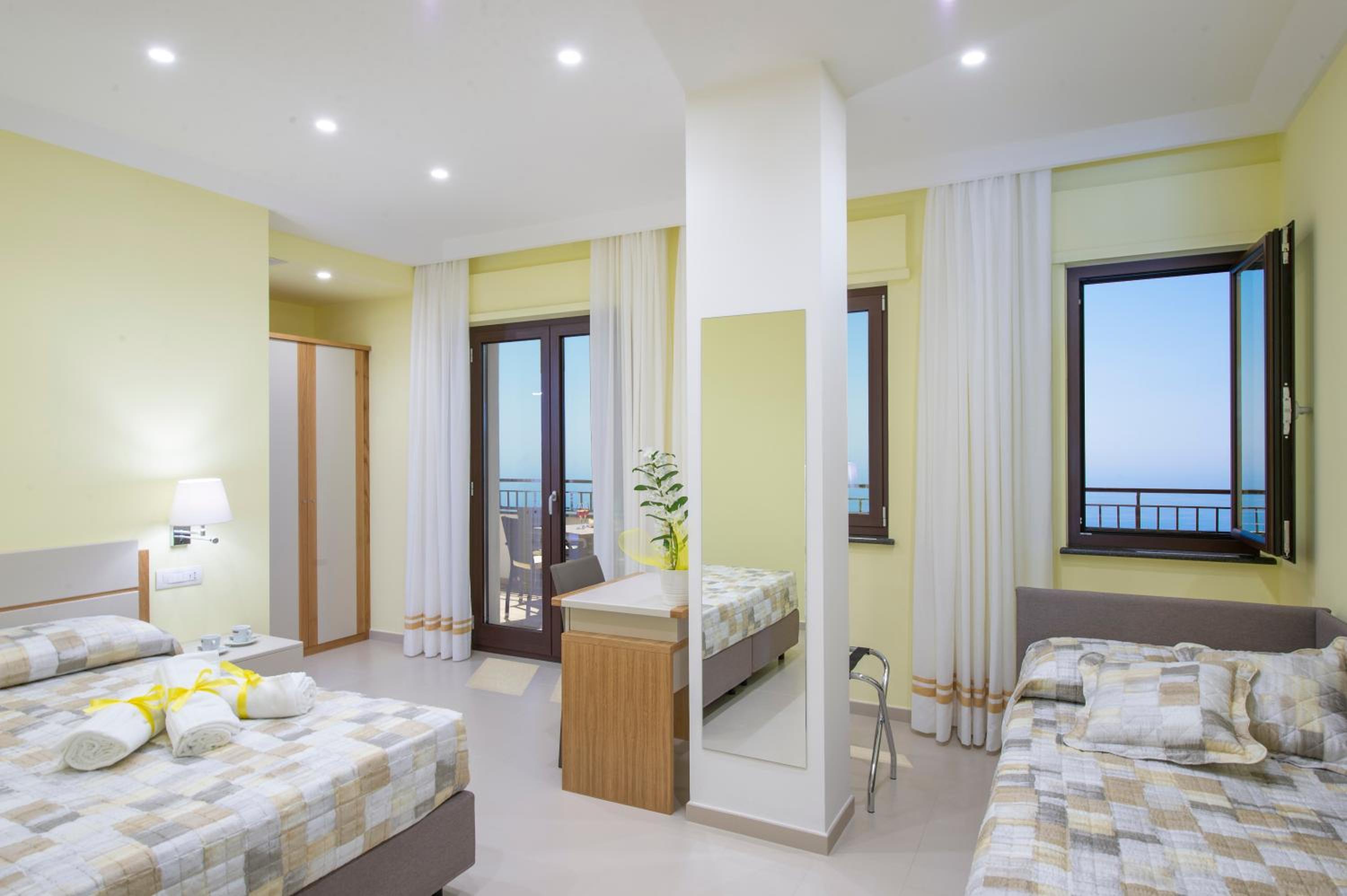 Luxury Room - Photo 5