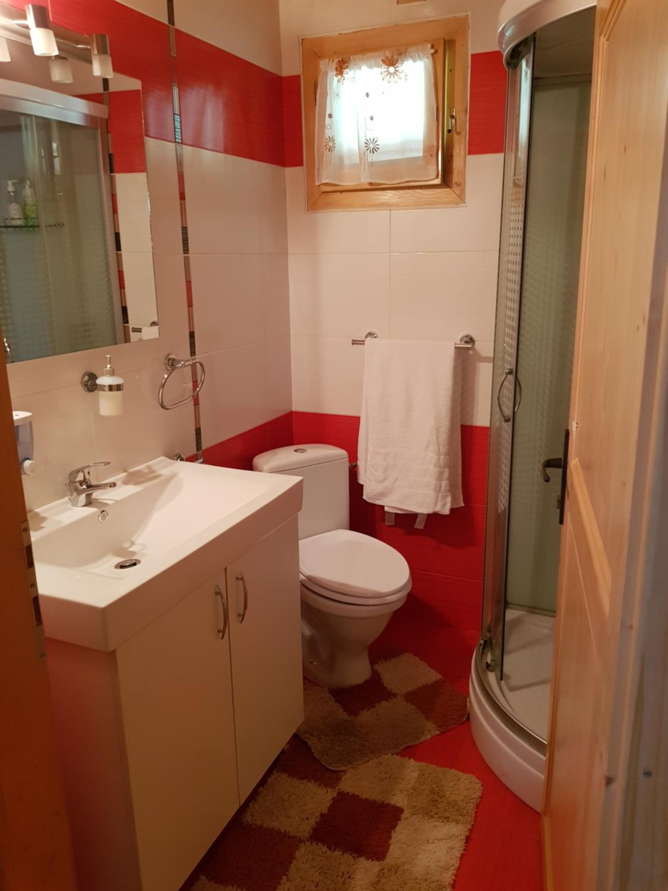 One-Bedroom House photo 3