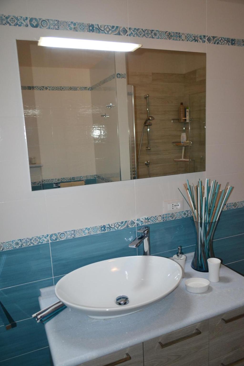 Double or Twin Room with Private External Bathroom photo 3