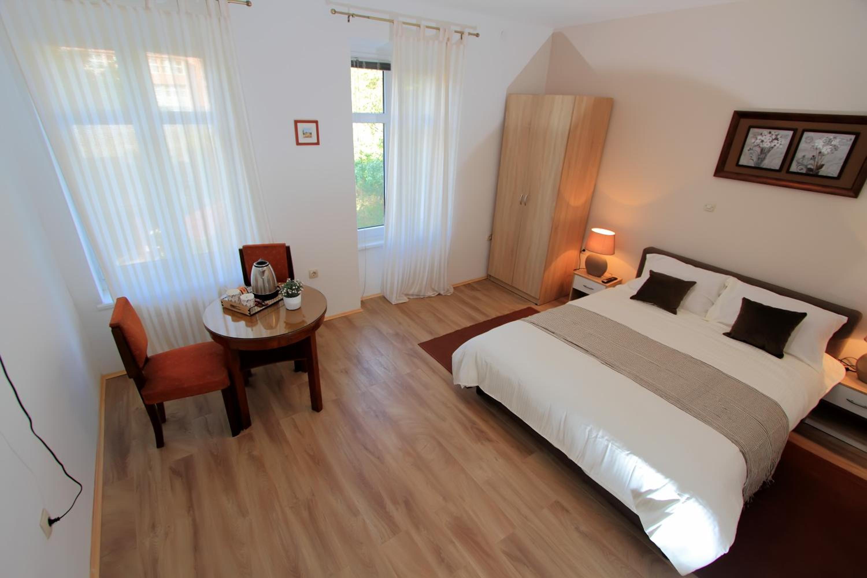 Apartment - Photo 26