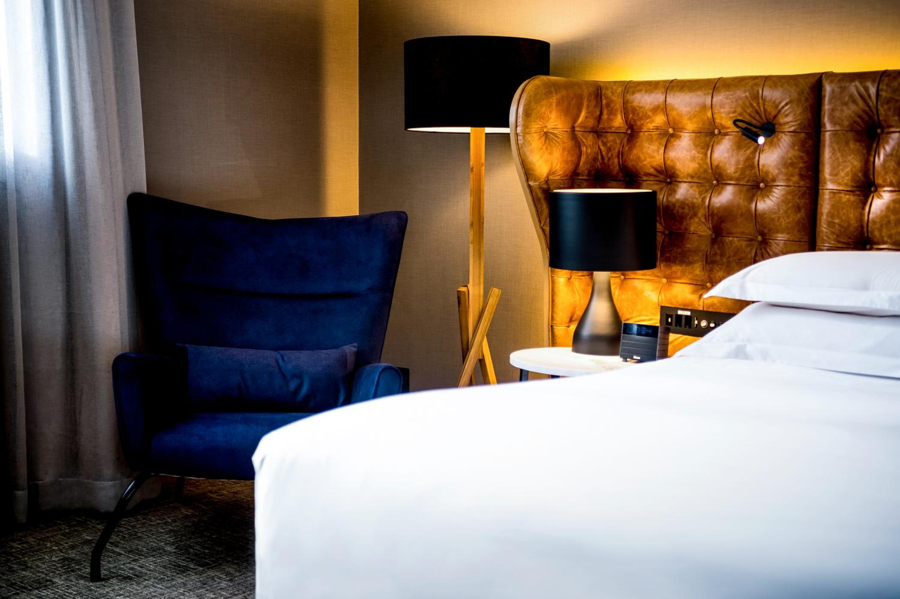 Premium Executive Twin Room with Executive Lounge Access