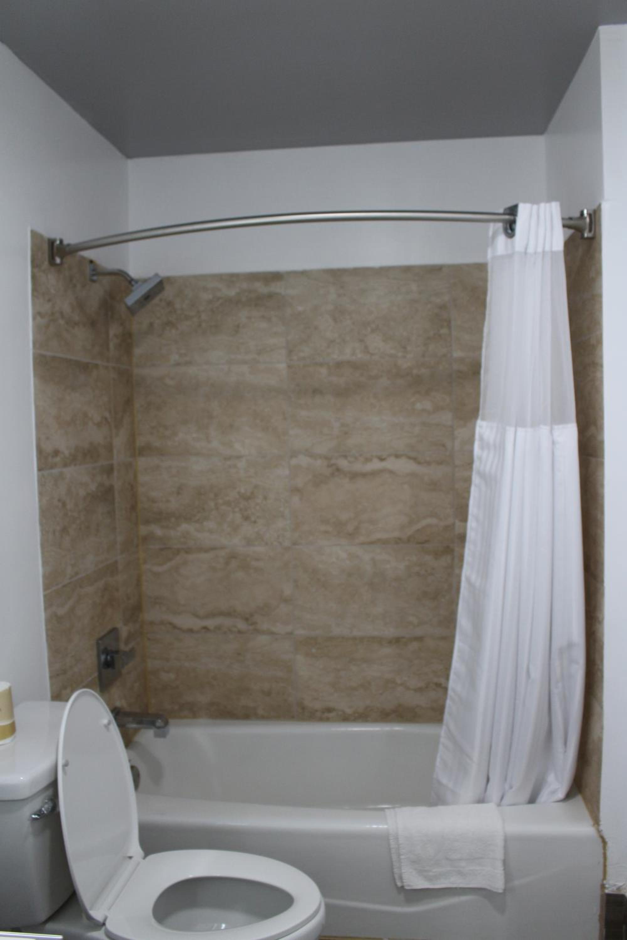 Deluxe King Room photo 3