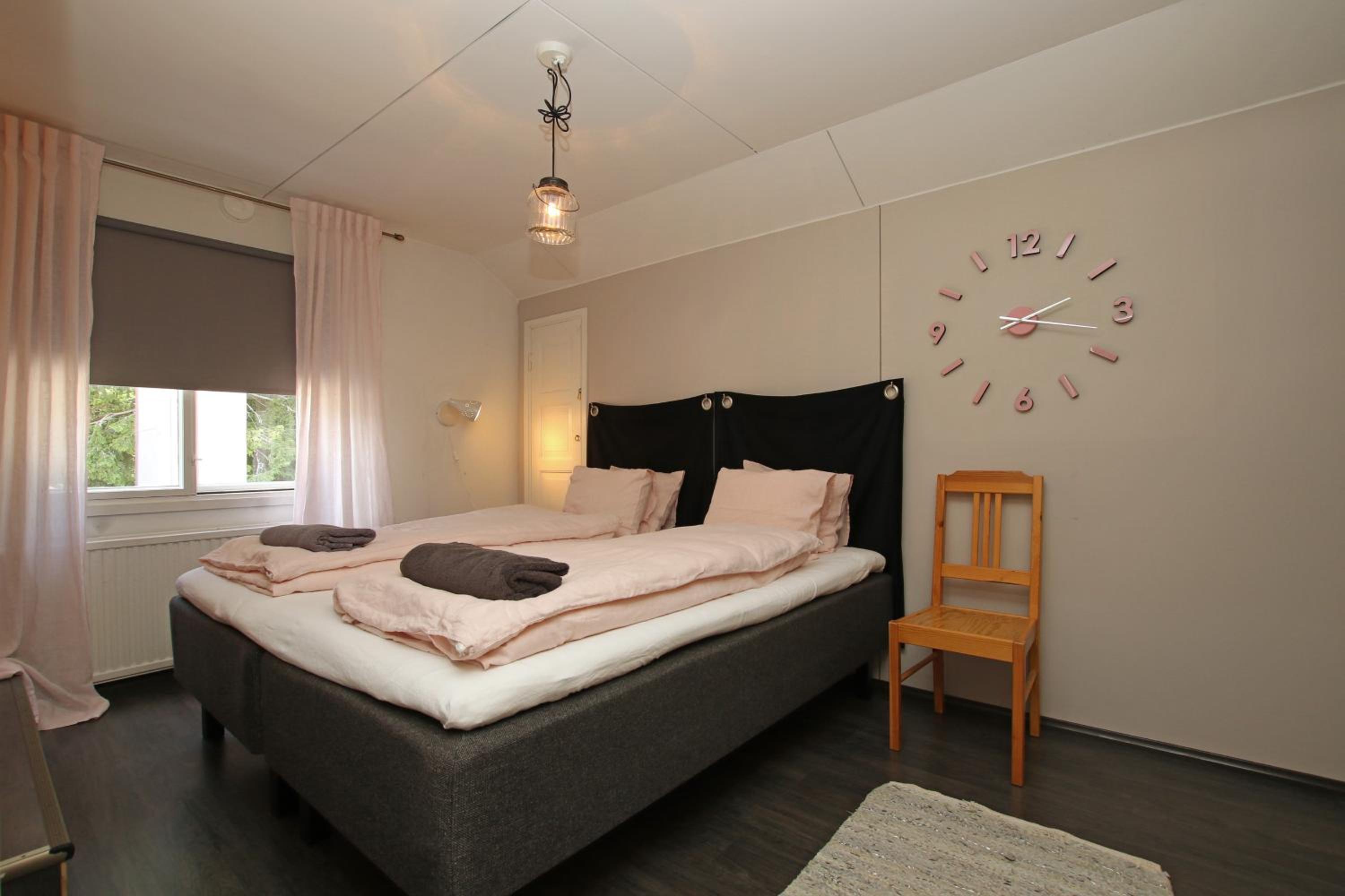 Double Room with Shared Bathroom photo 1