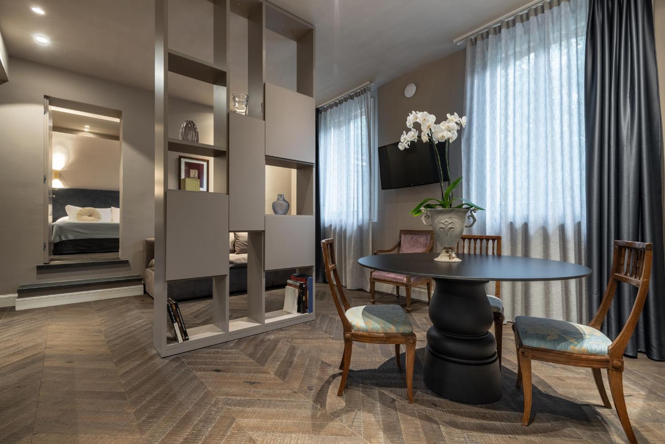Apartment Suite - Photo 9