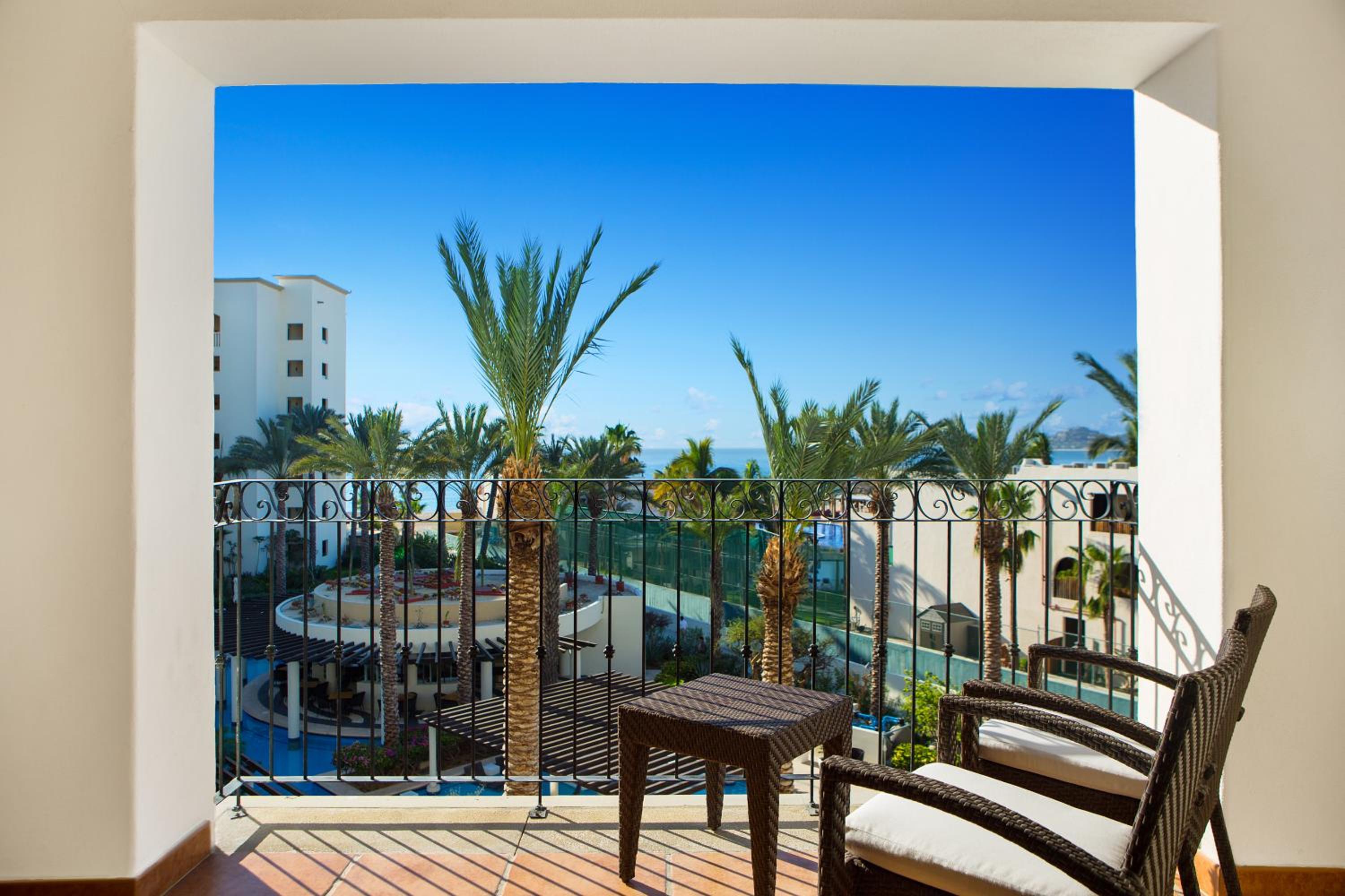 Master Double Room with Resort View - Photo 4