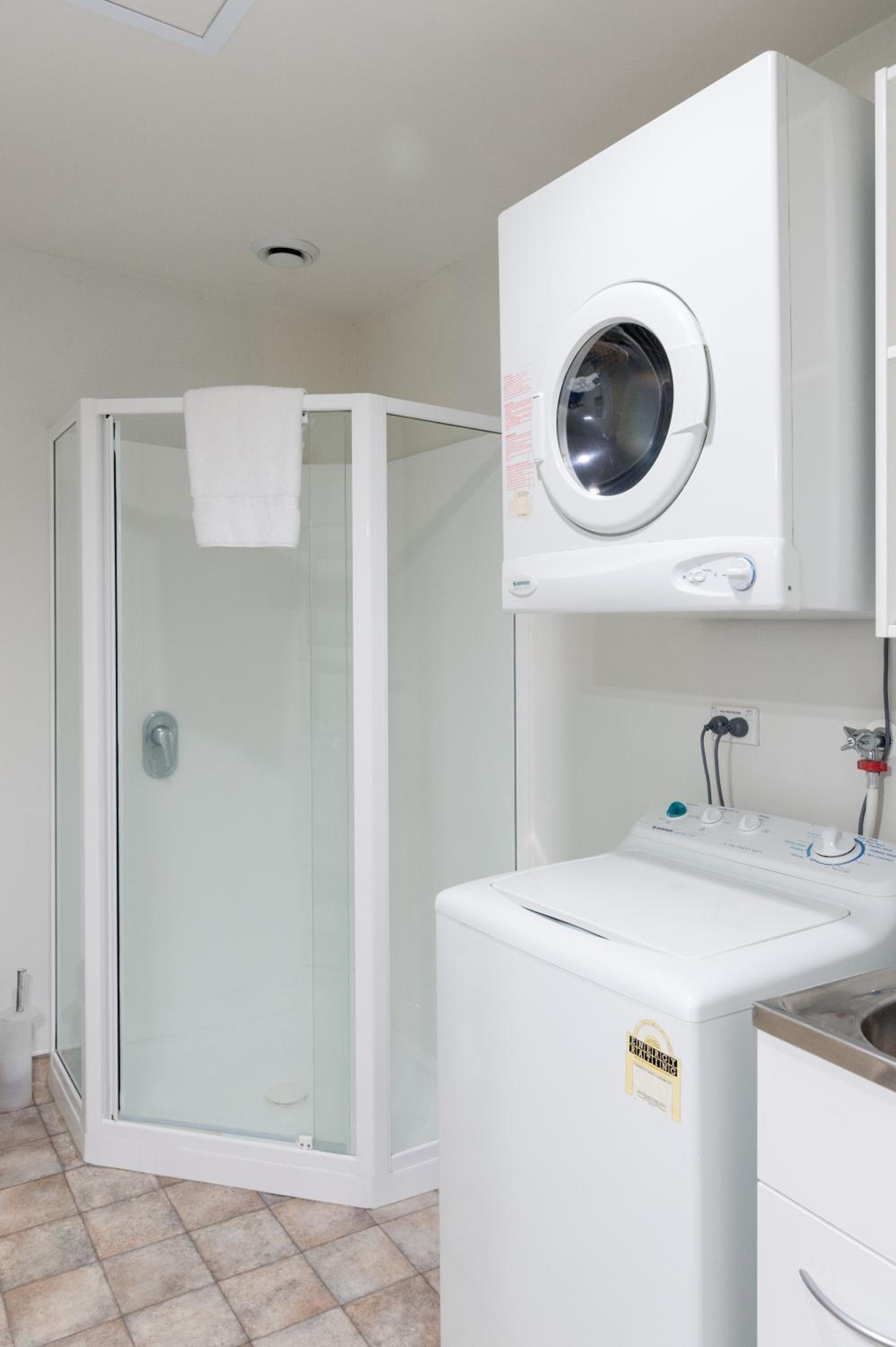 Two-Bedroom Apartment (Prepaid) - Photo 12
