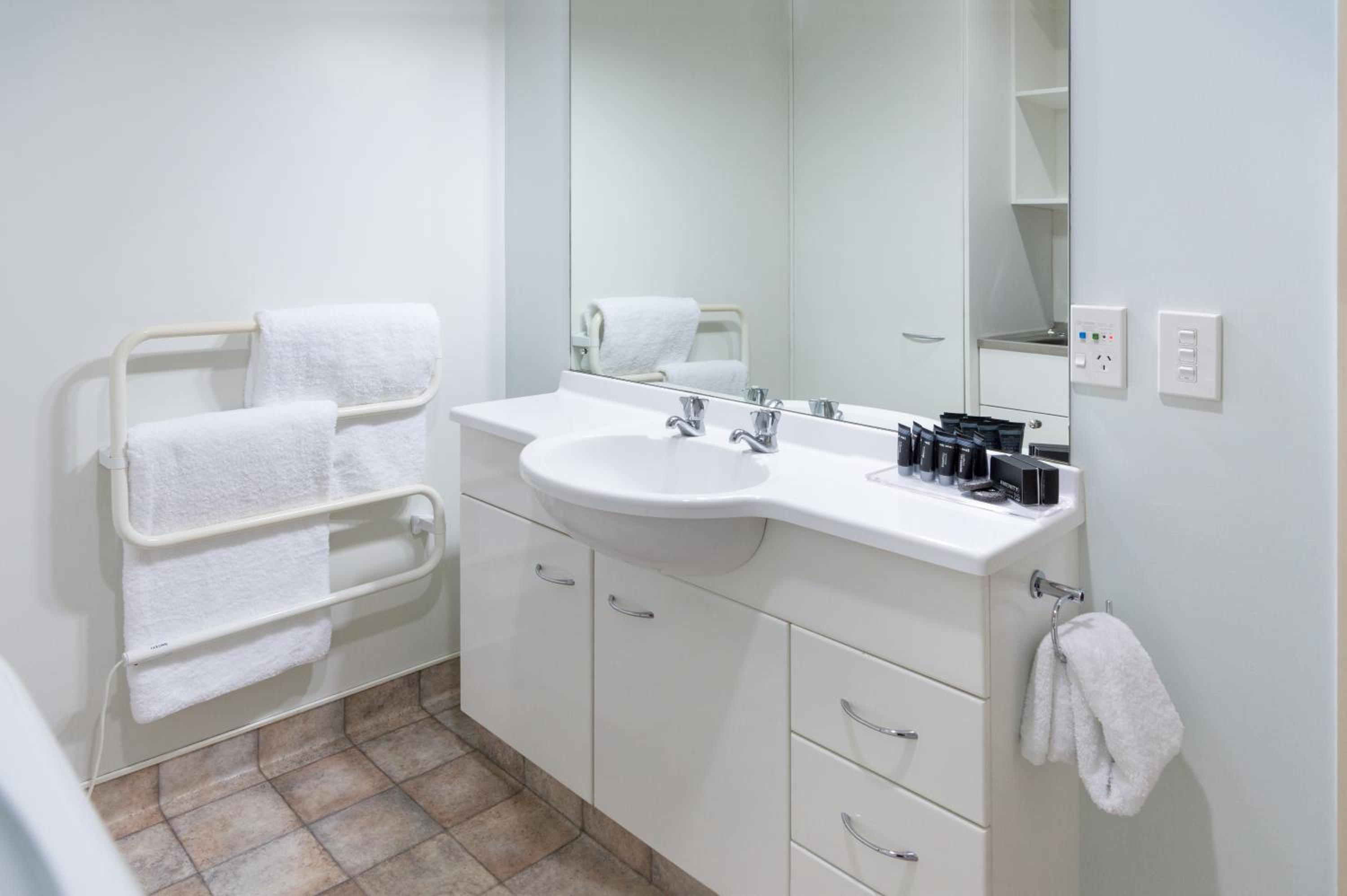 Two-Bedroom Apartment (Prepaid) - Photo 10