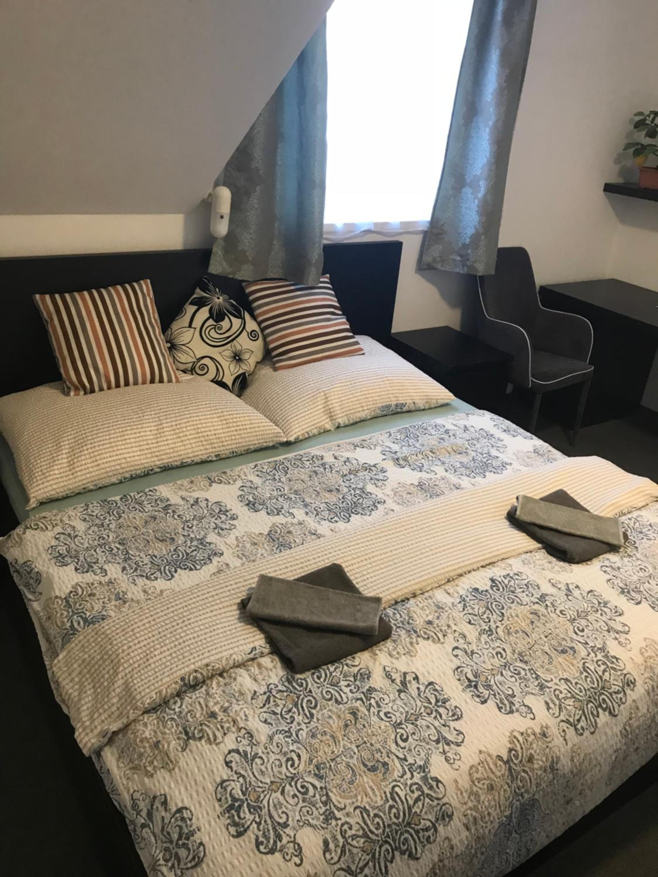 Double Room with Private Bathroom photo 2