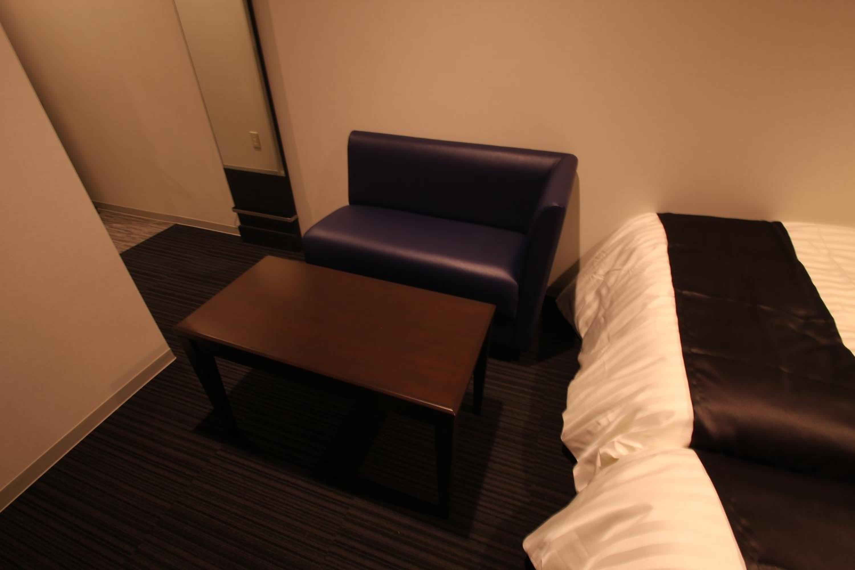 Hollywood Twin Room - Non-Smoking - Photo 12