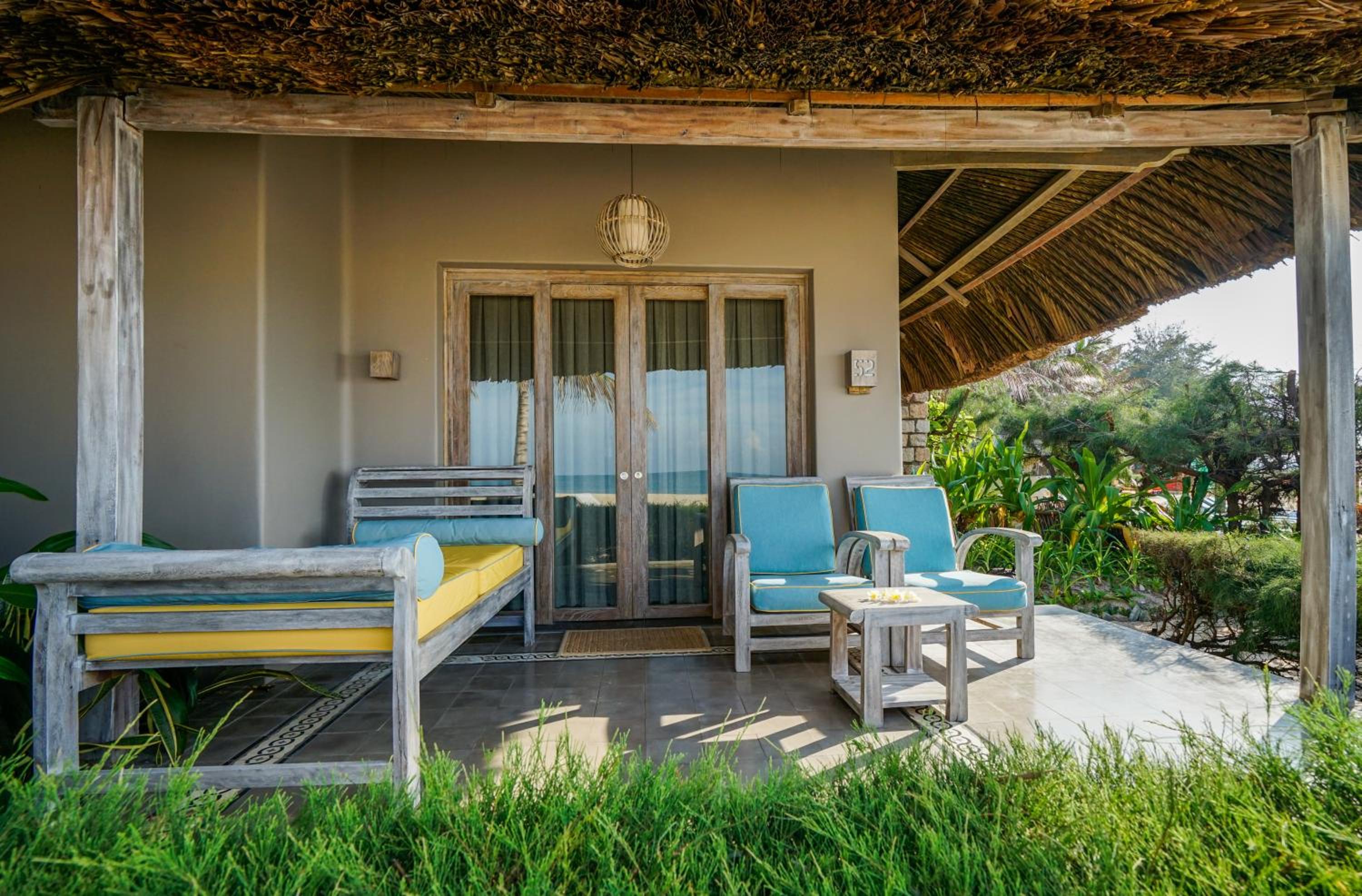 Beach Front Bungalow  - Photo 3
