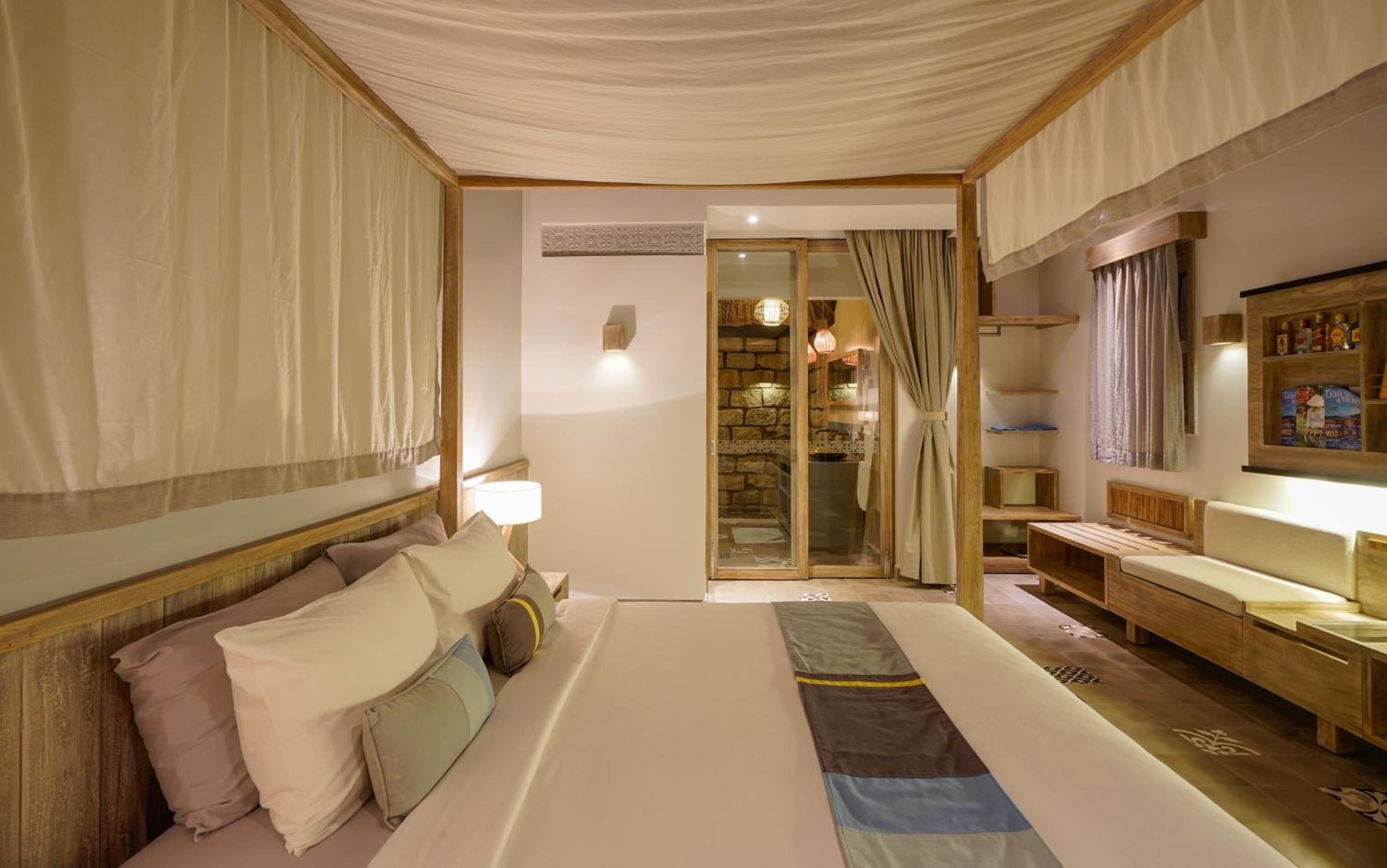 Superior Garden View Bungalows - Photo 3