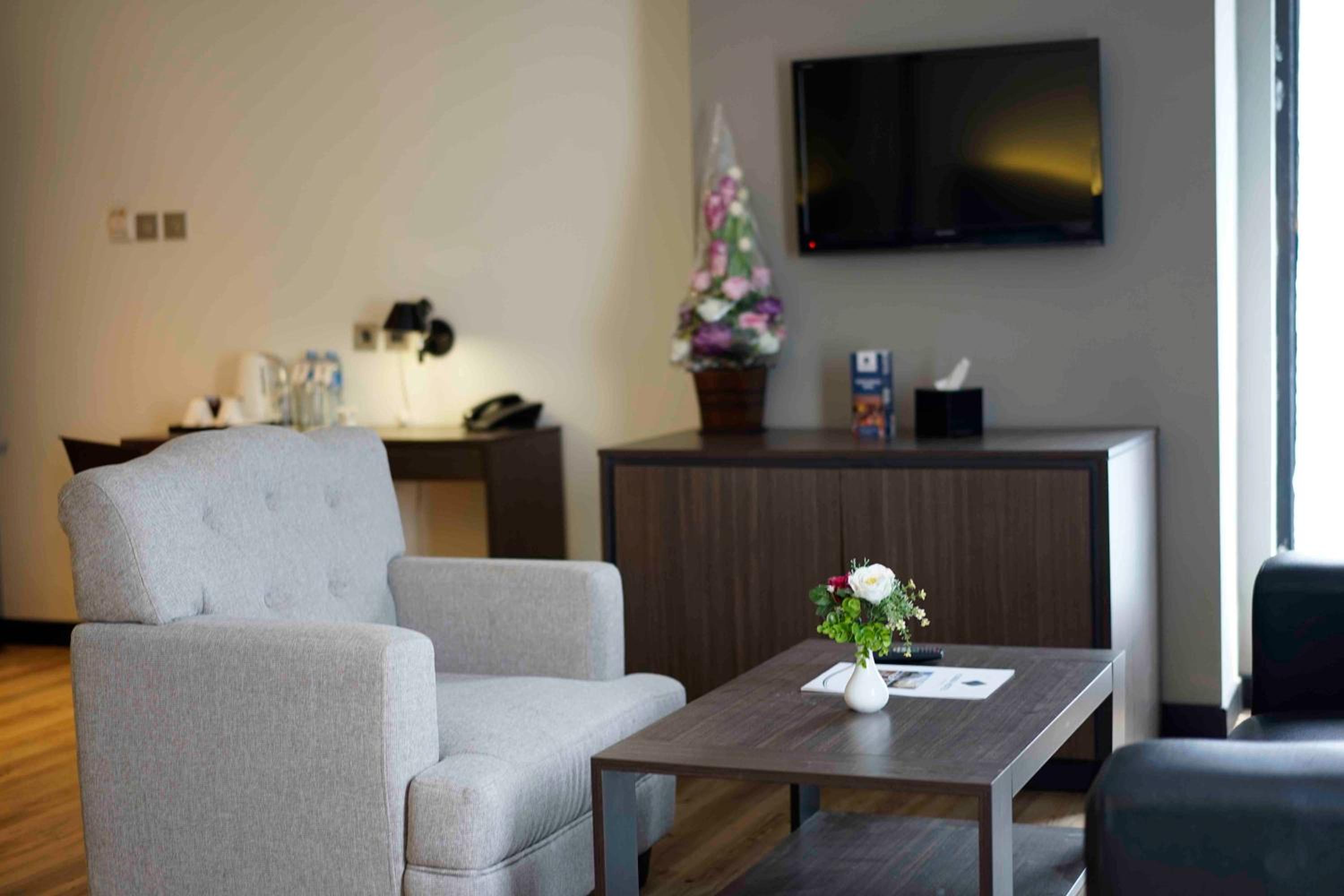 Executive Suite photo 2