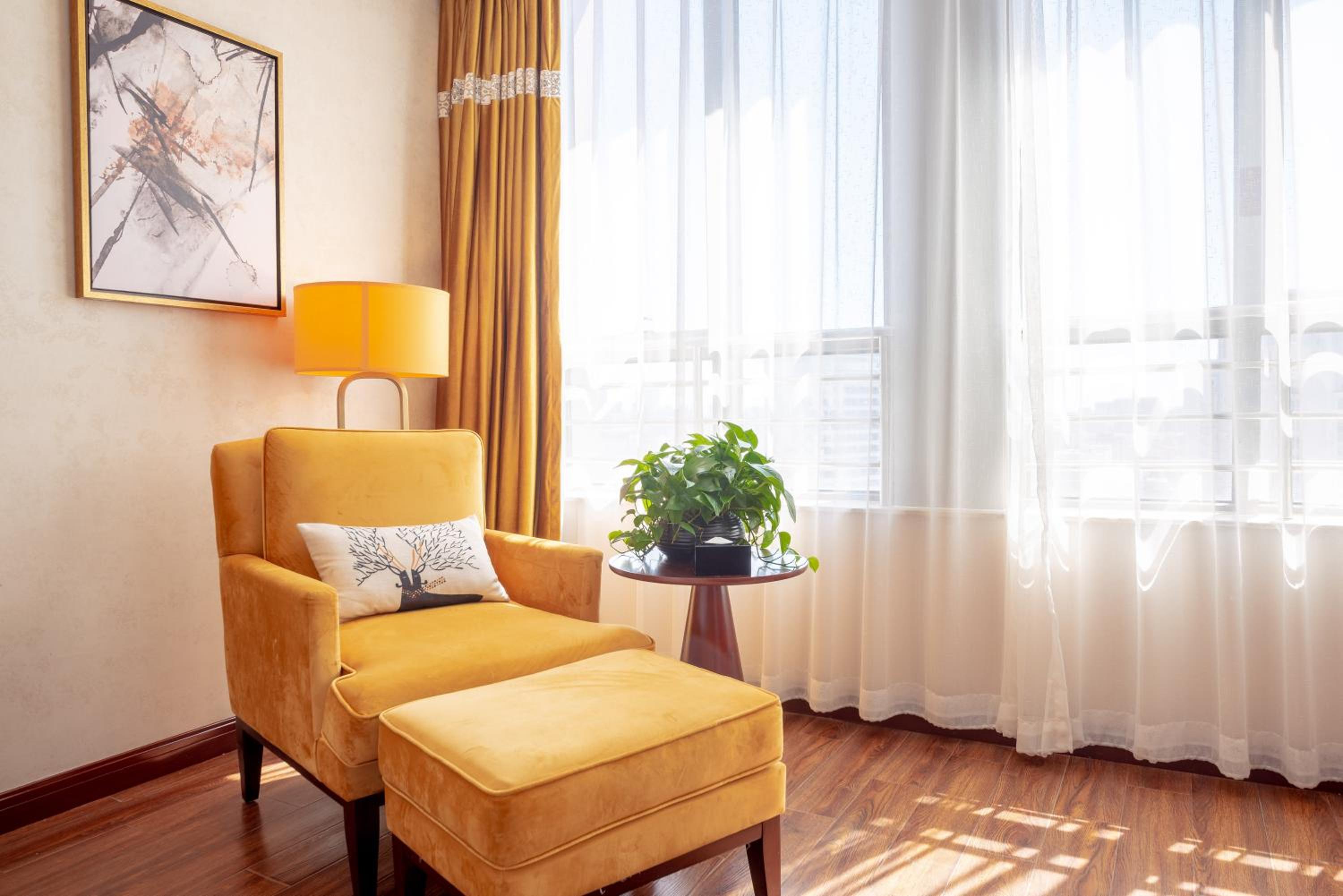 Boutique King Room photo 3