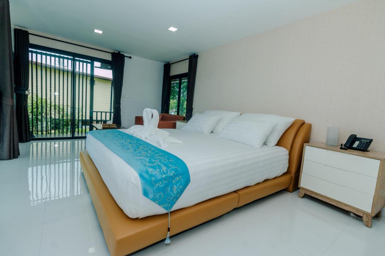 Family Suite with Balcony photo 1
