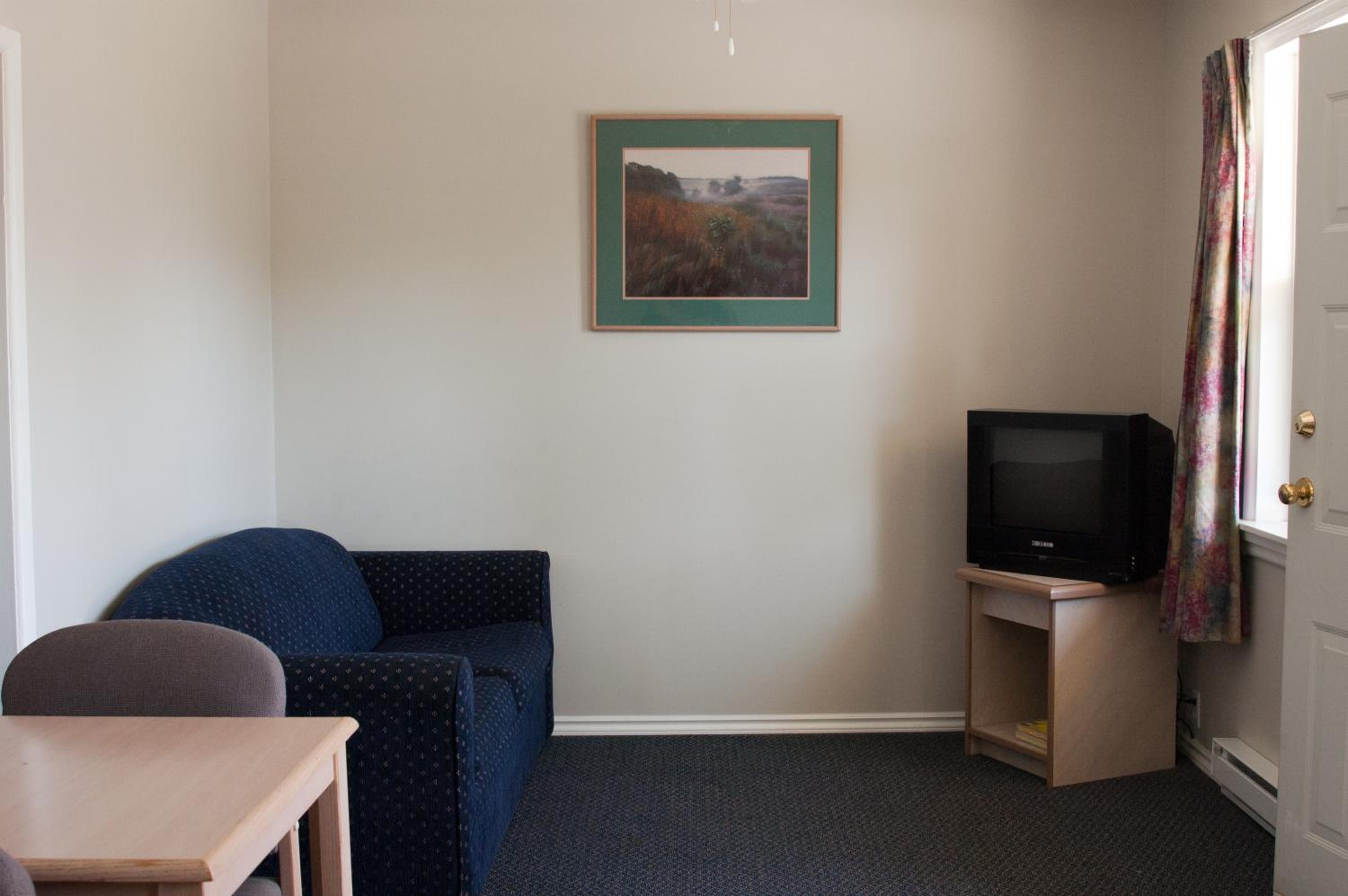 Queen Room photo 1