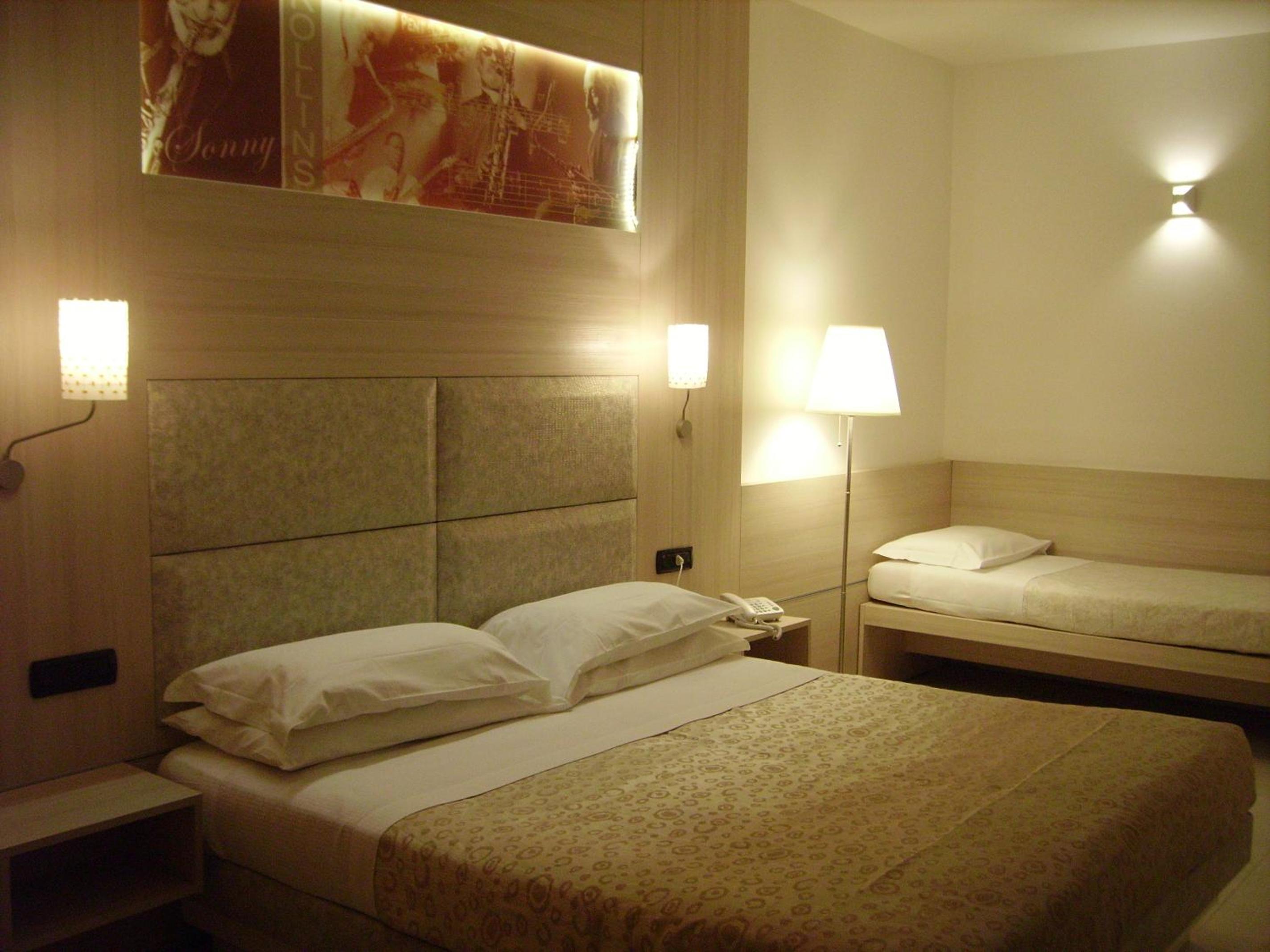 Superior Triple Room - Photo 1