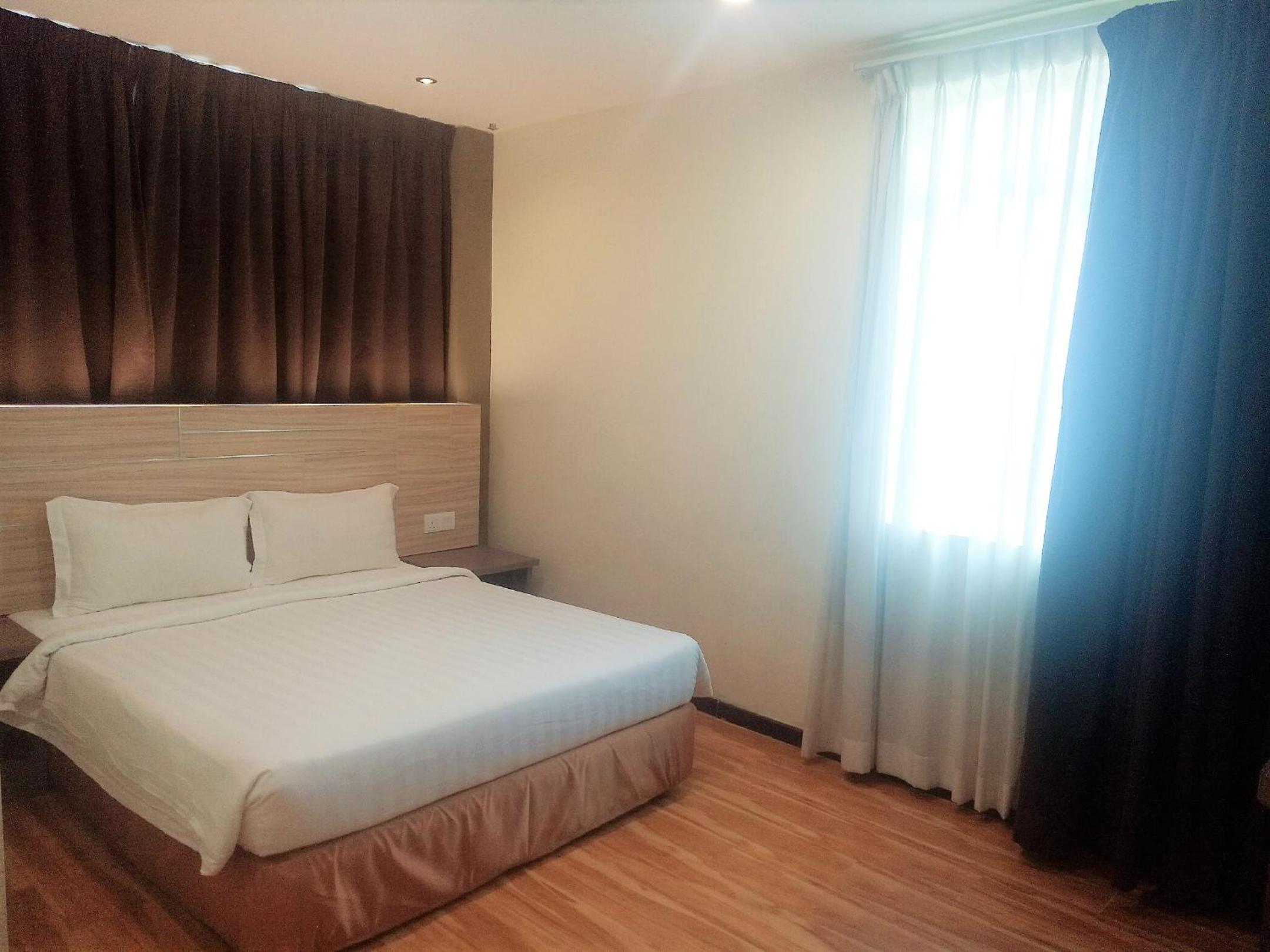 Deluxe Room - Photo 4