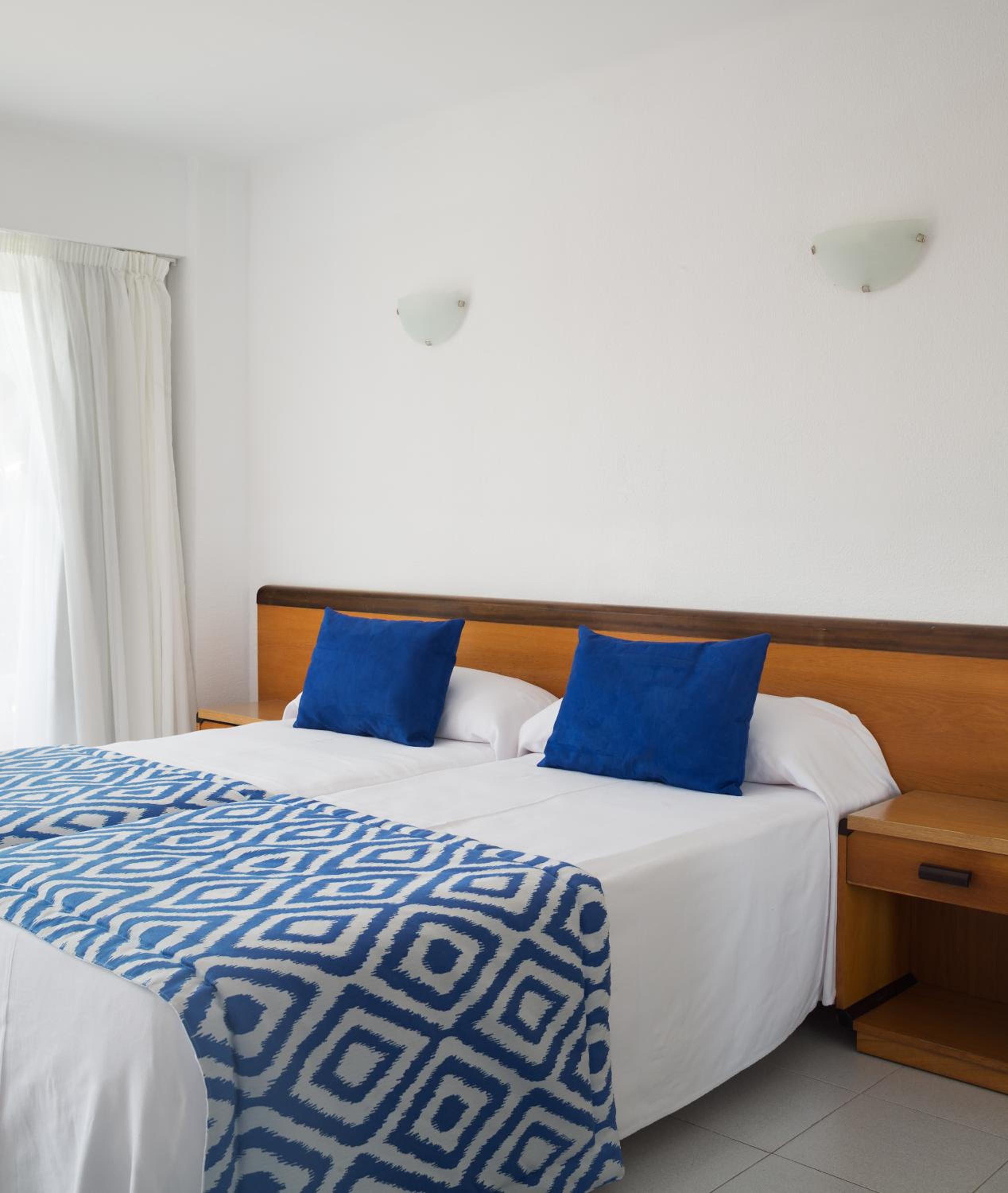 Habitación Doble o con Dos Camas