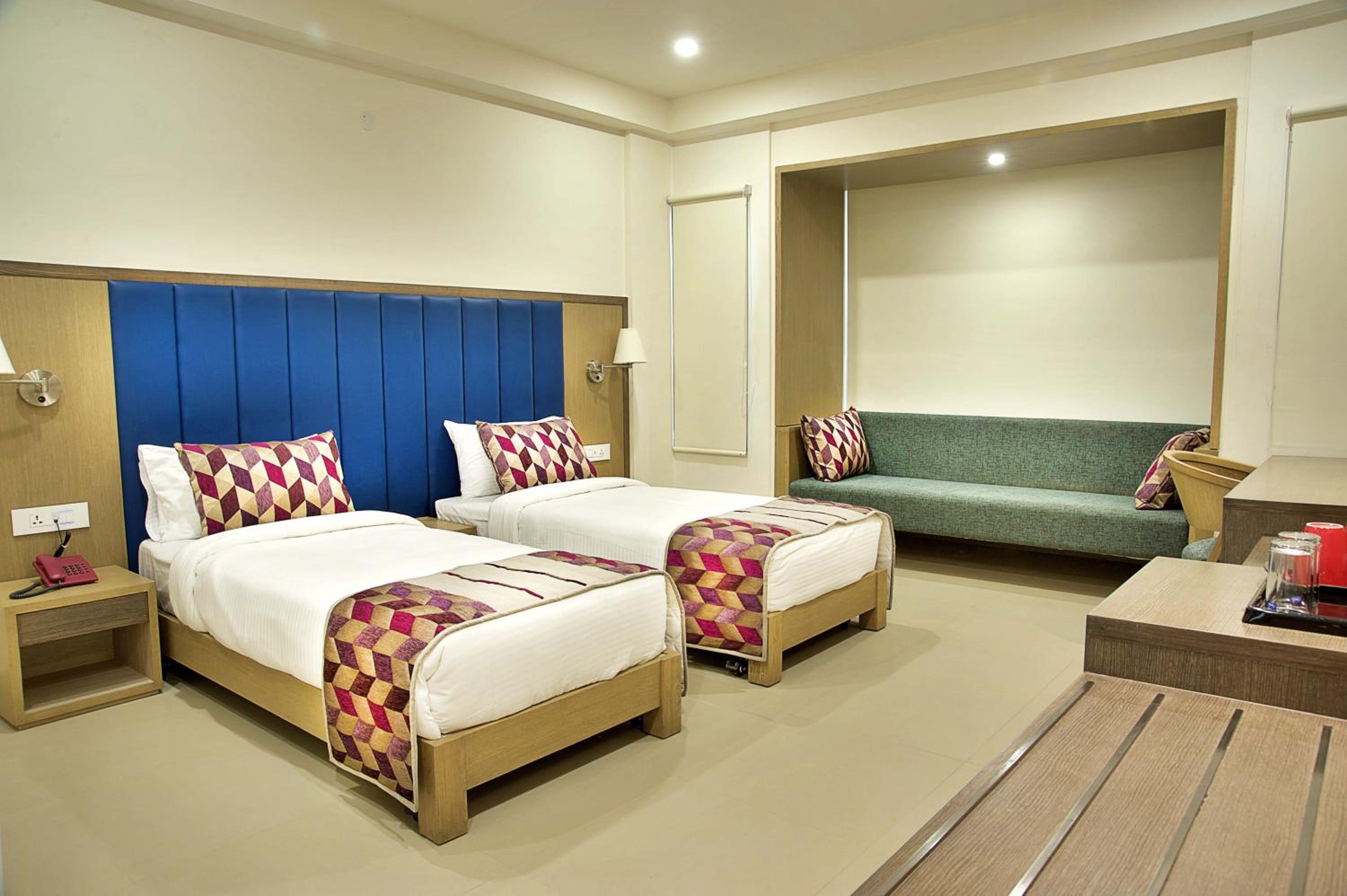 Deluxe Room - Photo 1