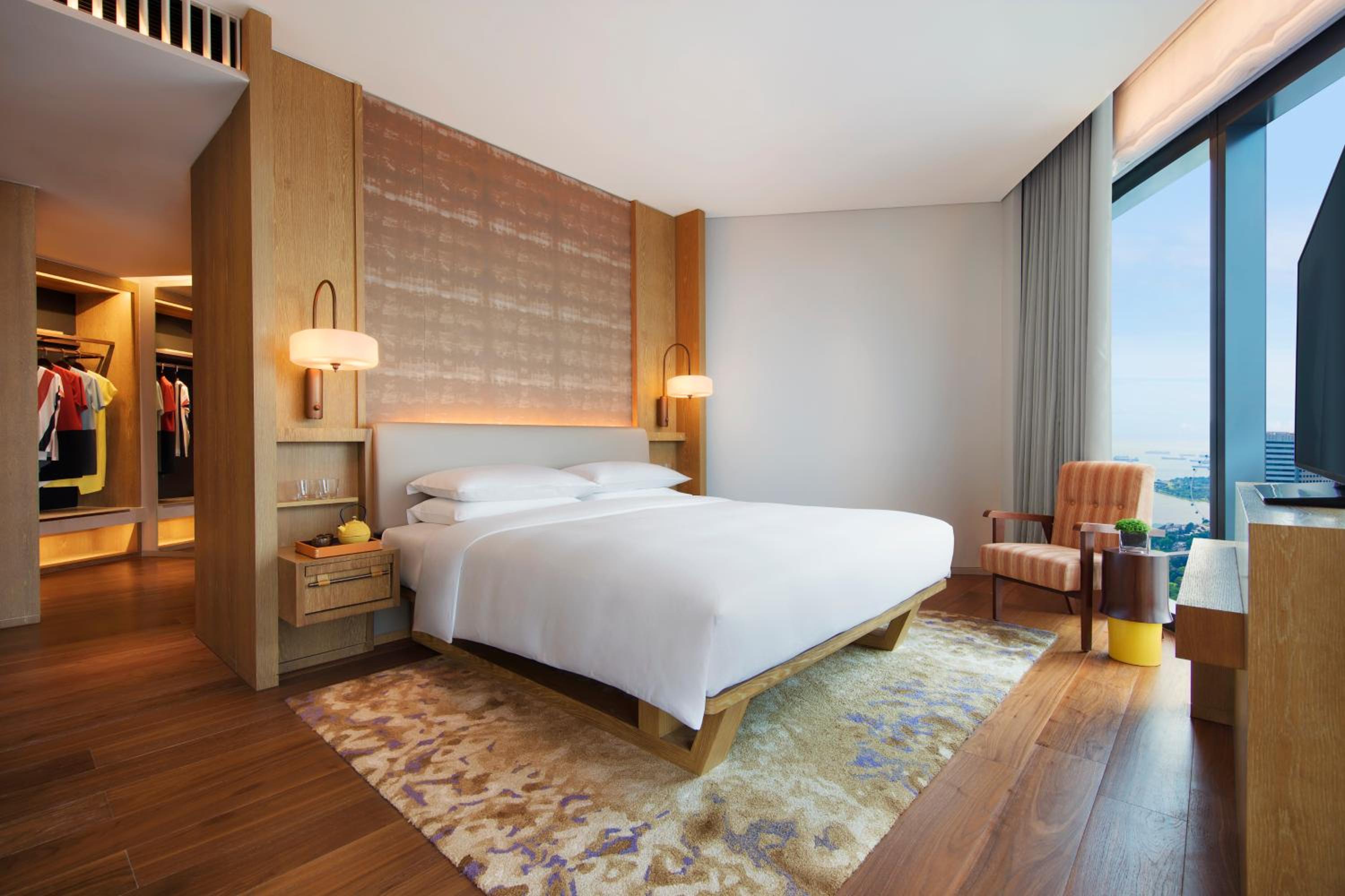 Large King Suite