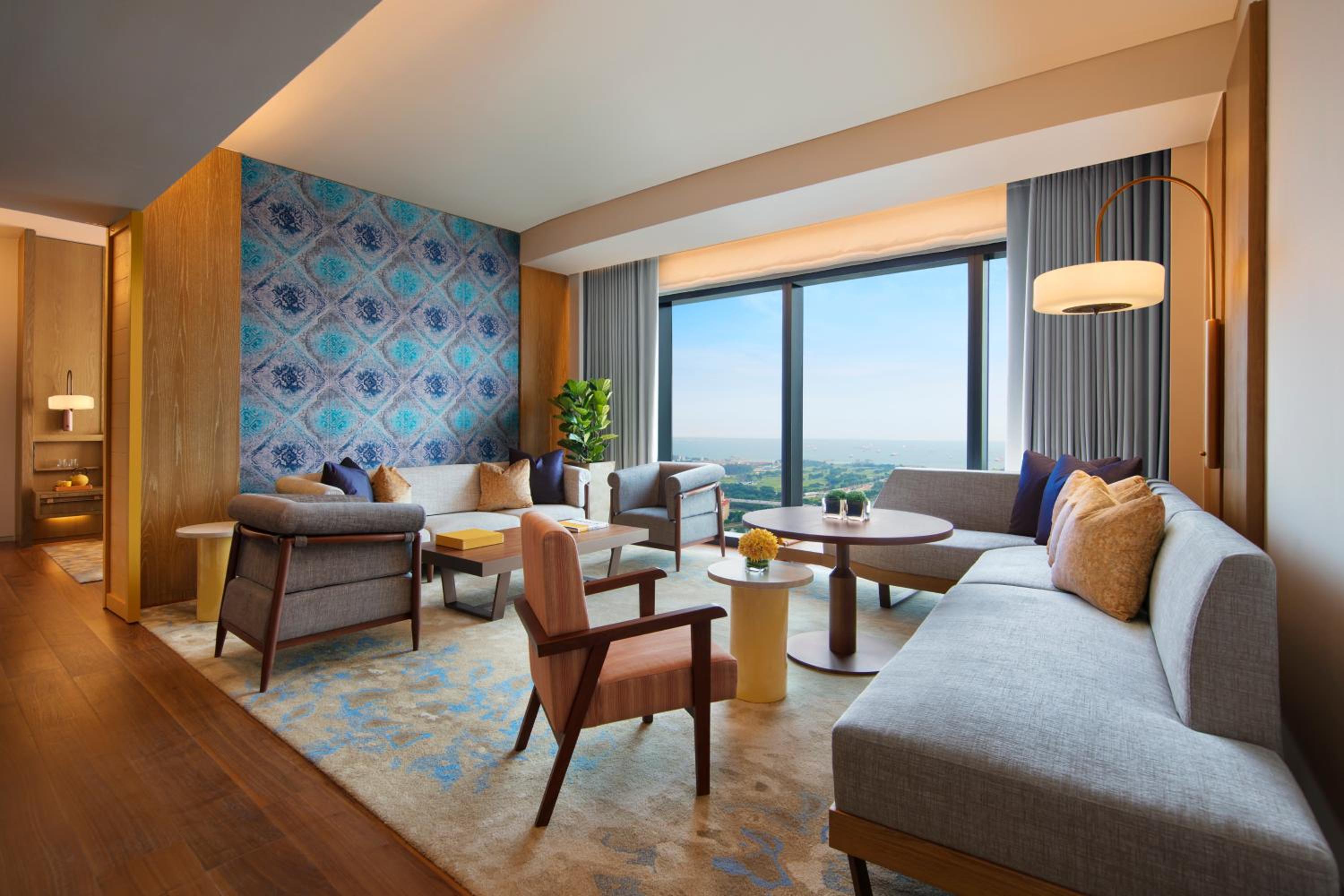 Large King Suite