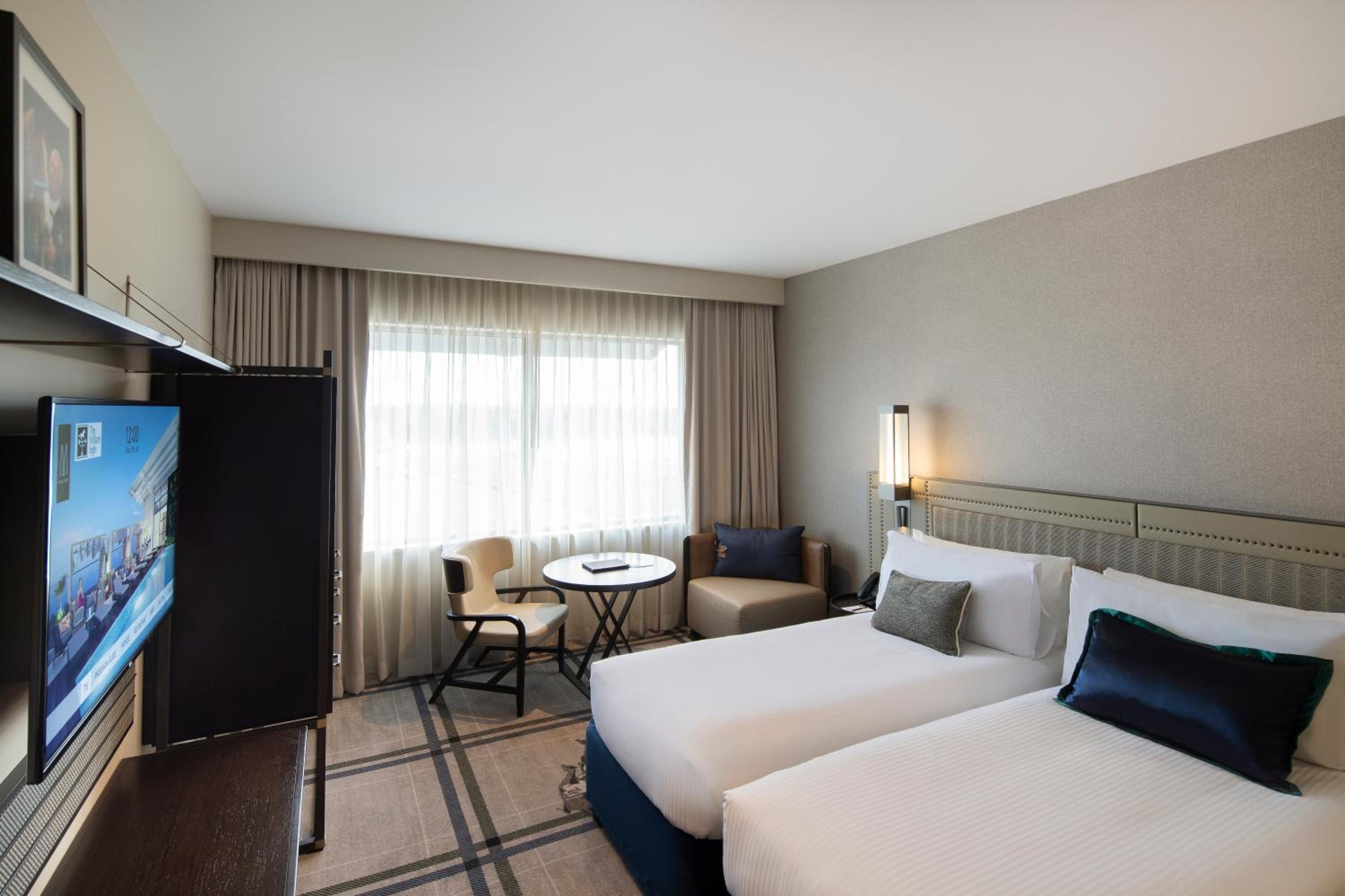 Superior Room with Two Twin Beds photo 3