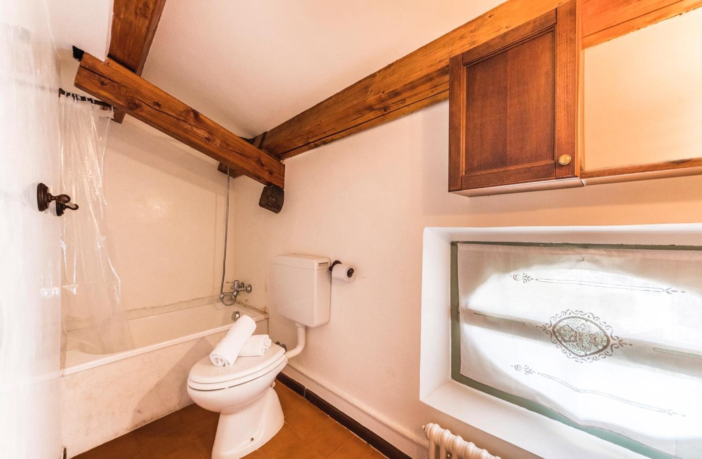 Triple Room with External Private Bathroom photo 2