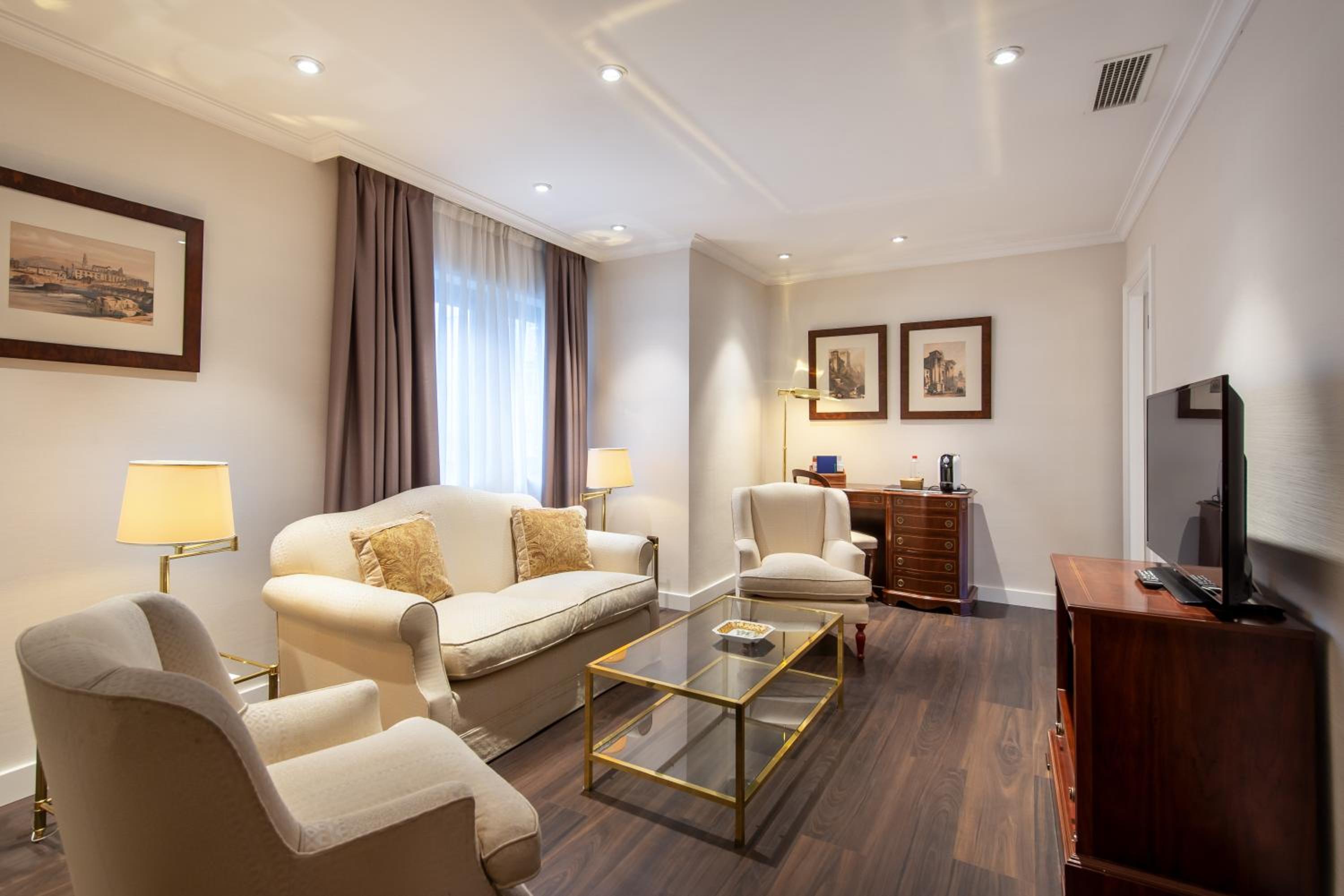 Junior Suite photo 2