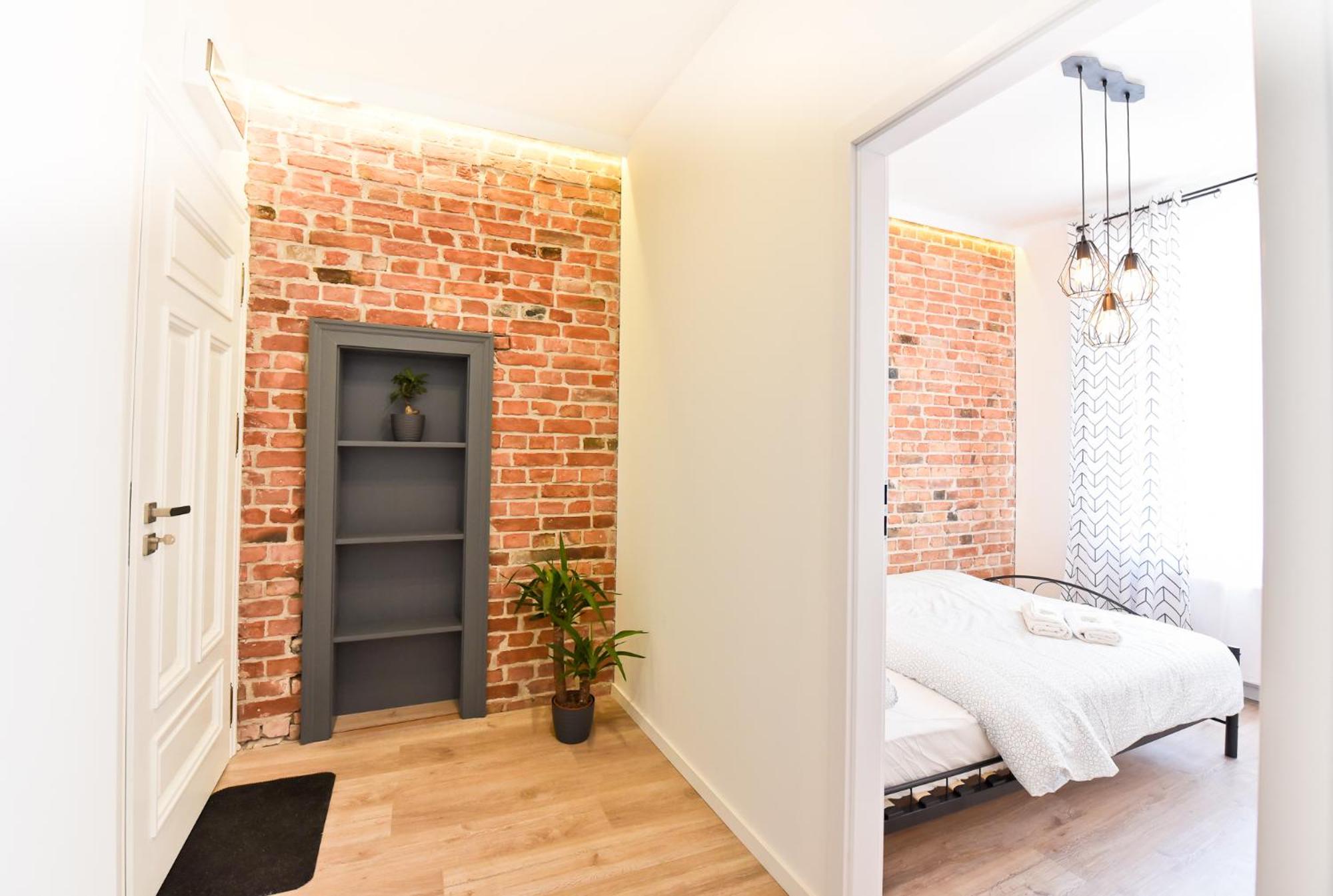 Apartment - Photo 2