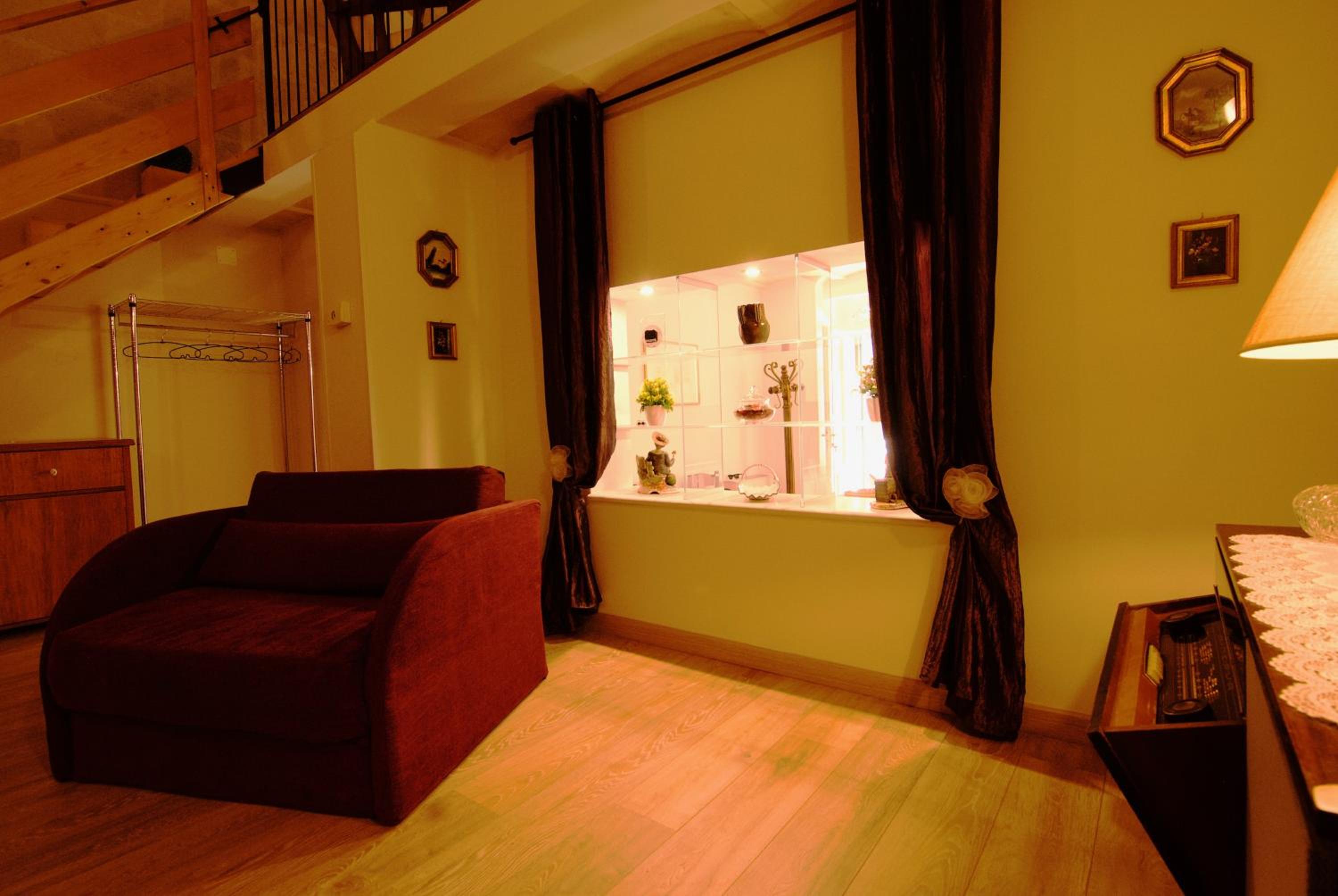 Maisonette - Photo 10
