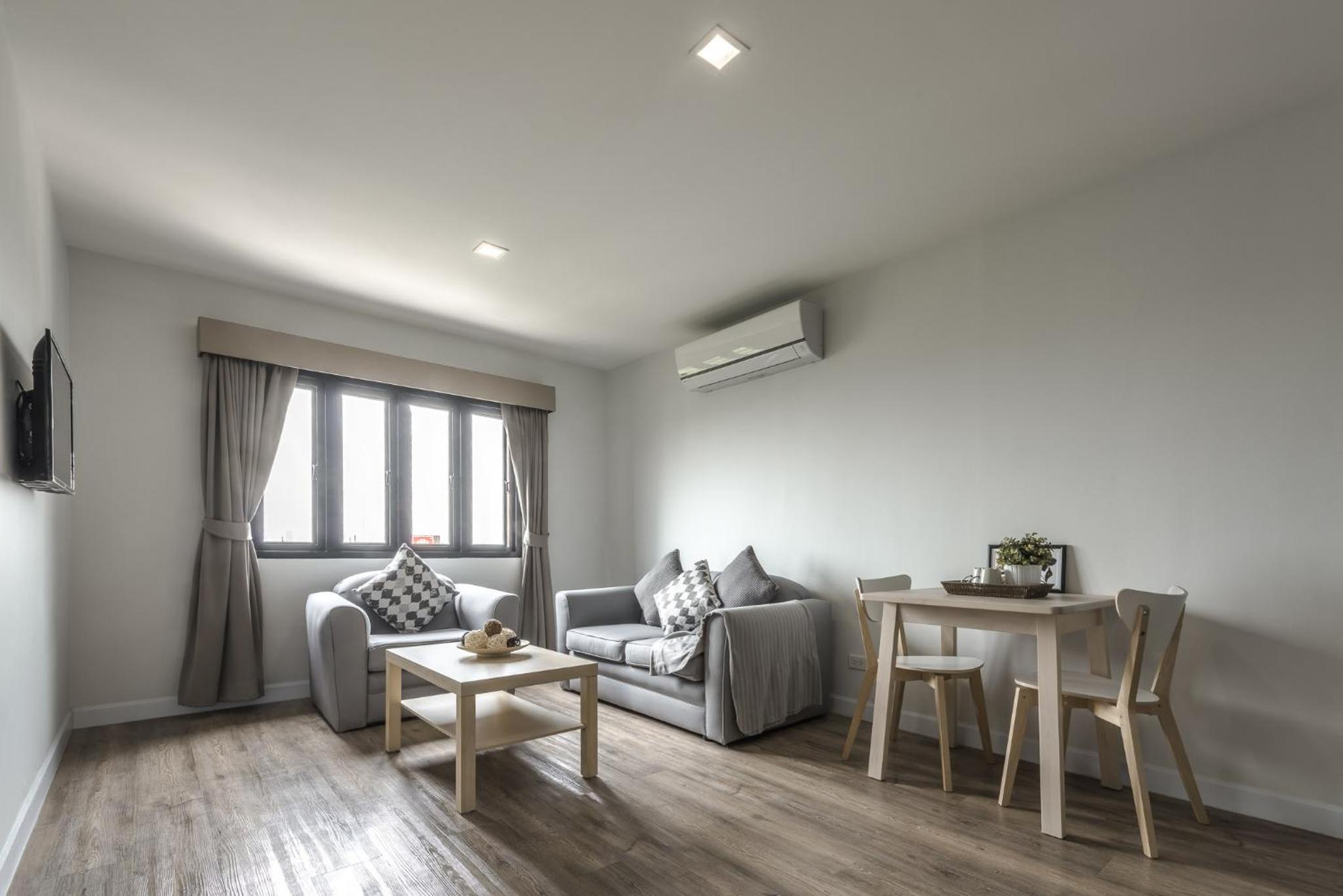 Deluxe Family Room photo 3