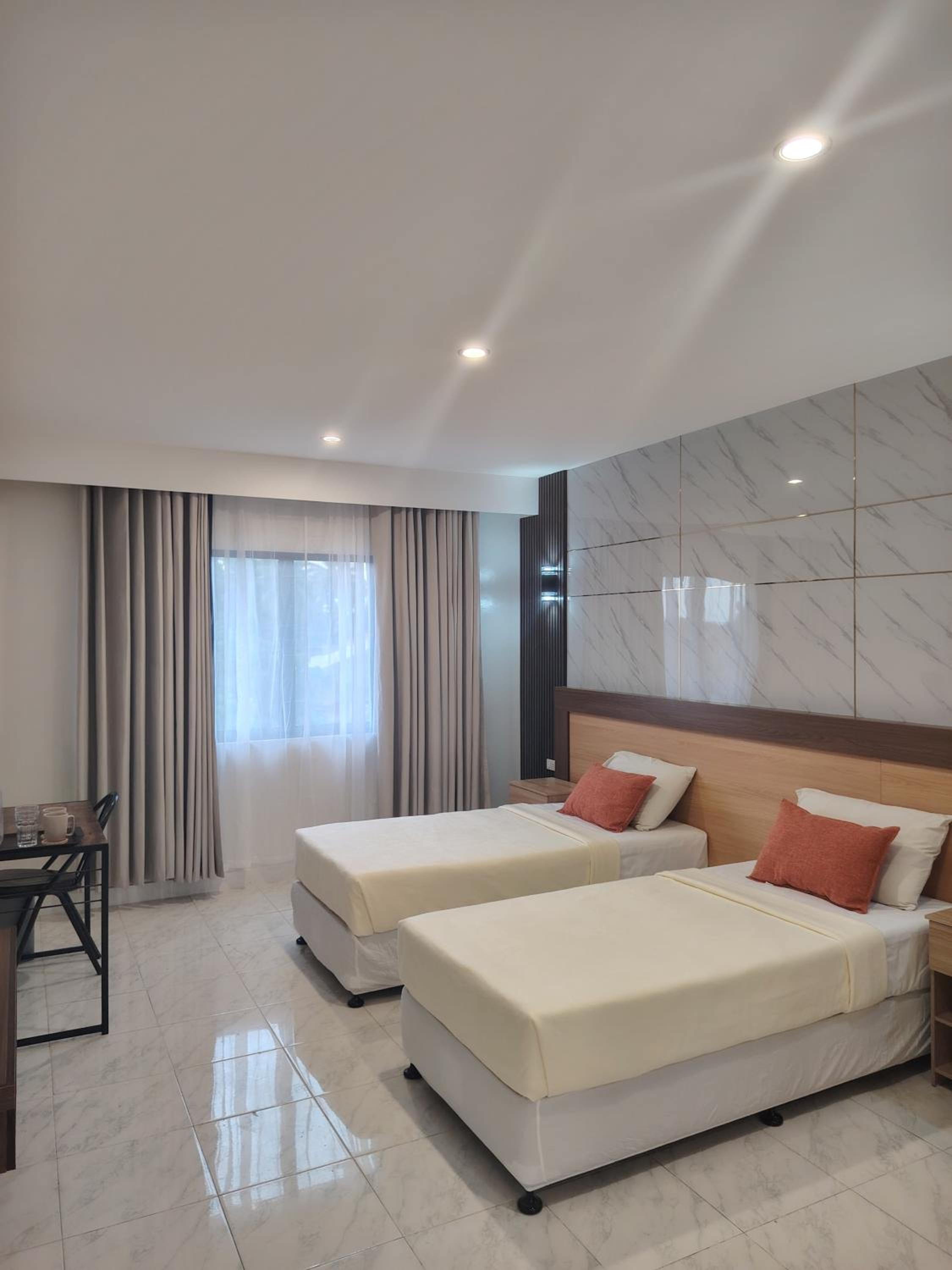 Superior Twin Room