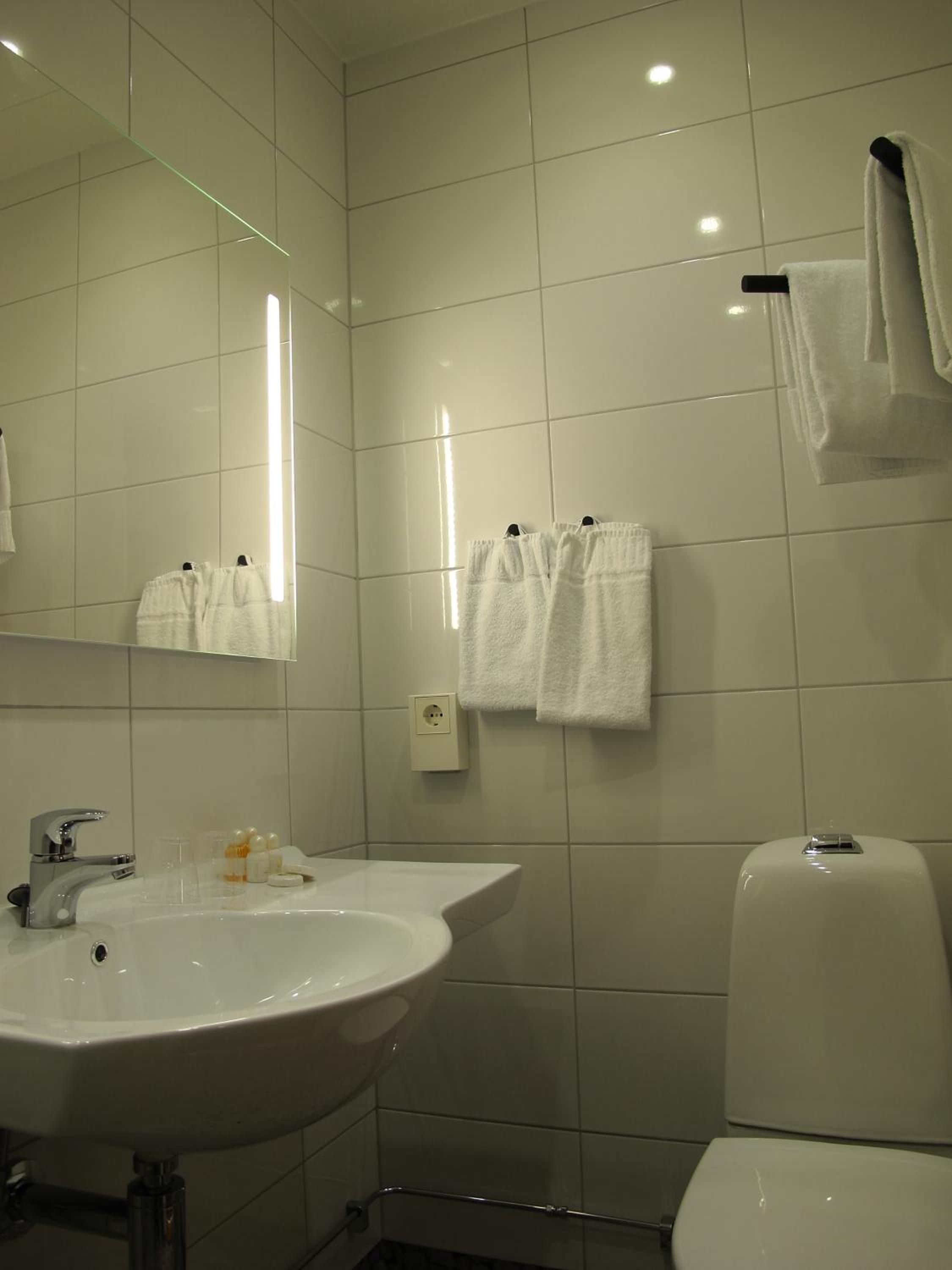 Premium Single Room photo 3