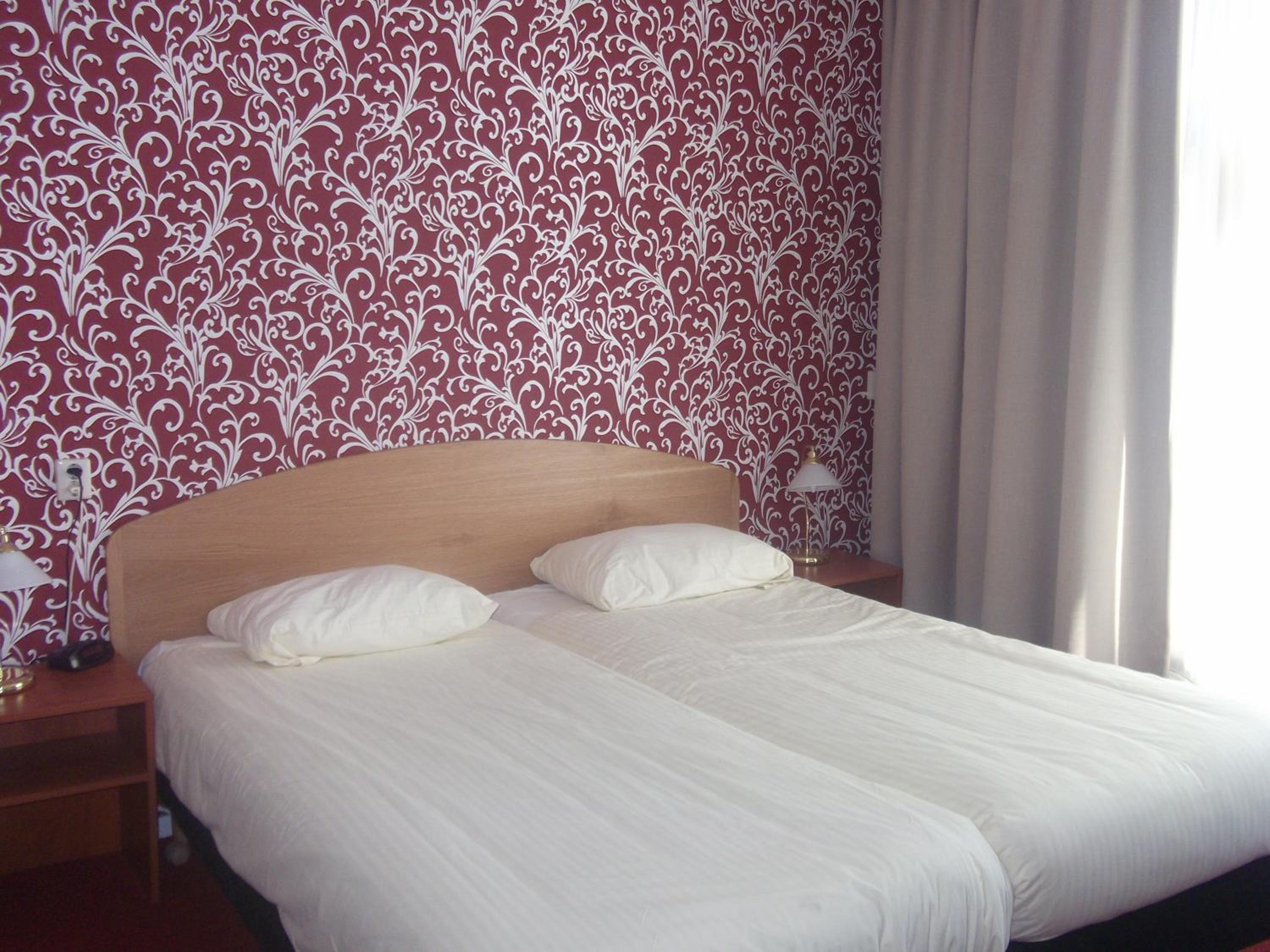Standard Twin Room - Photo 5