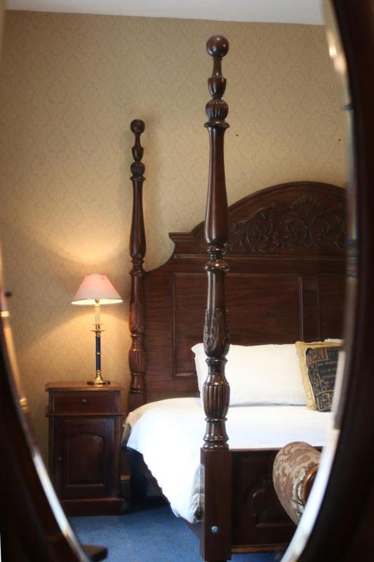 Family Room - Photo 4