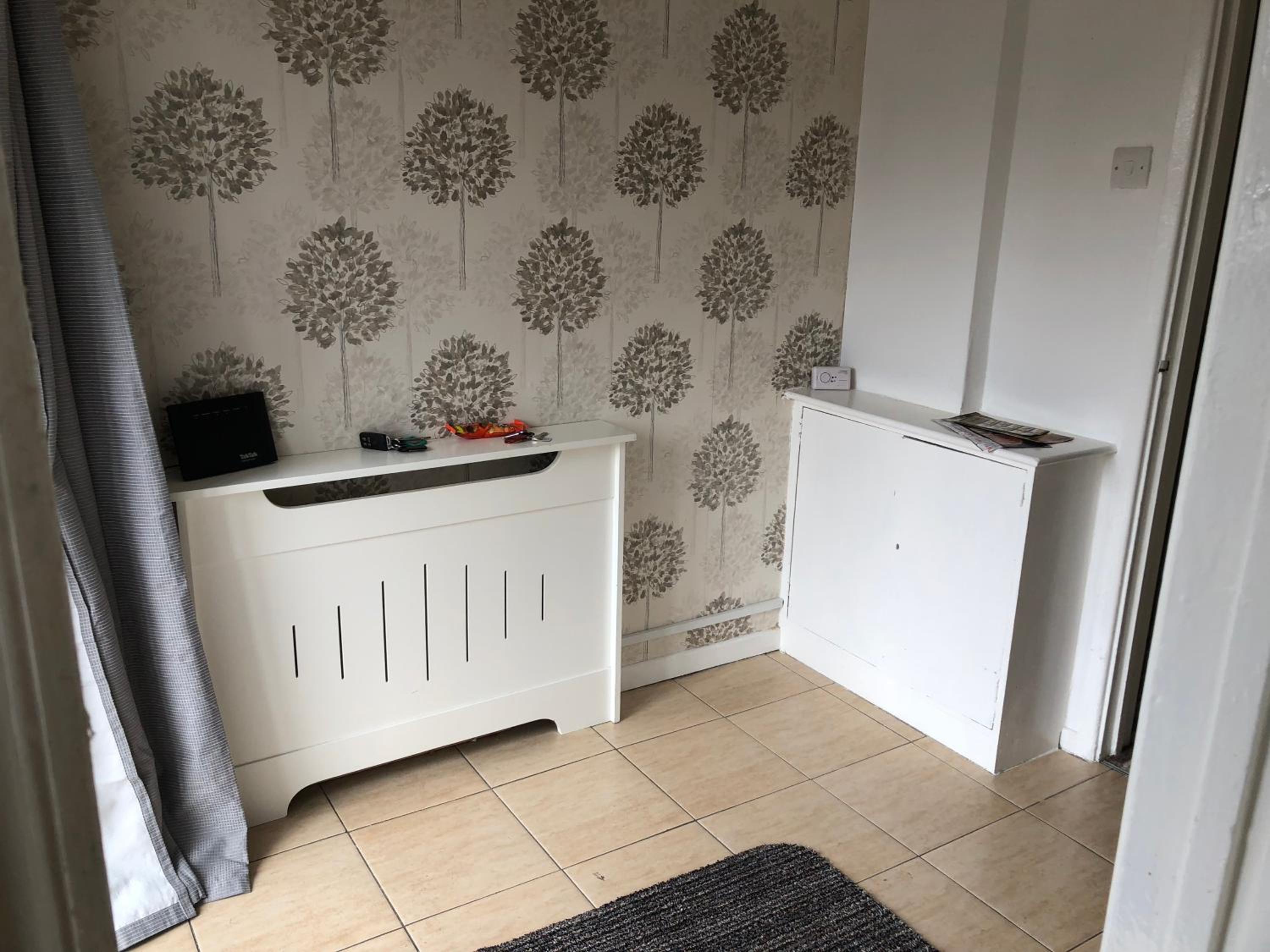 Three-Bedroom House - Photo 10