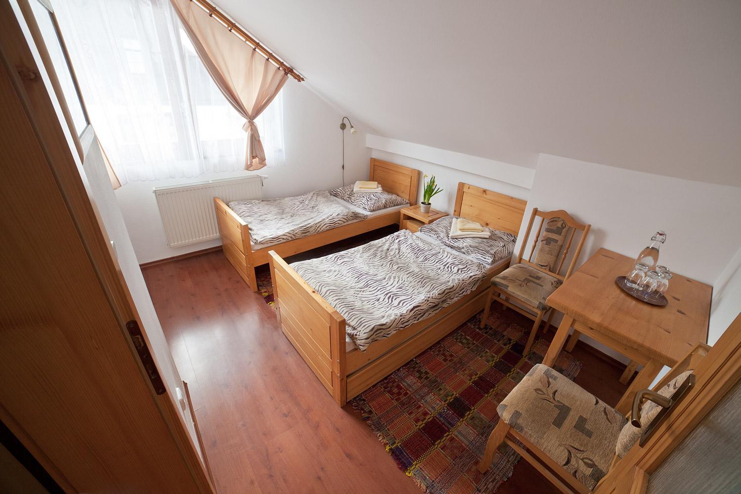 One-Bedroom Apartment photo 1