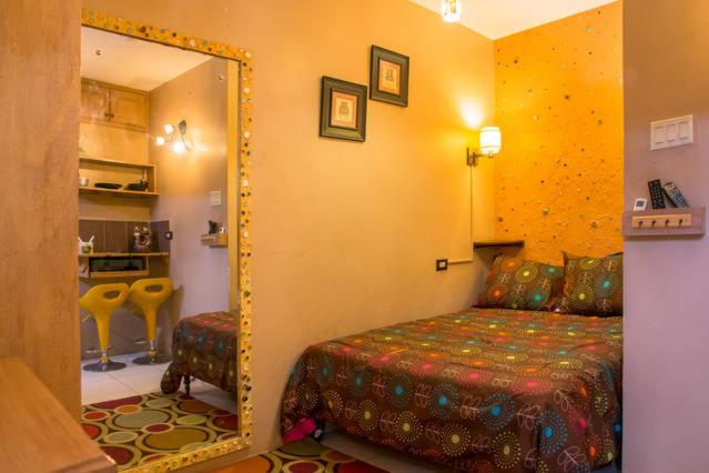 Studio Apartment photo 2