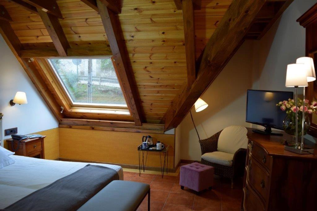 Habitación Doble Estándar o con Dos Camas Individuales.