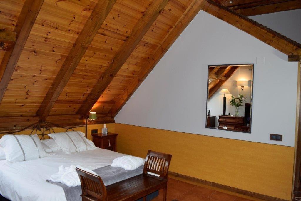 Deluxe Junior Suite photo 3