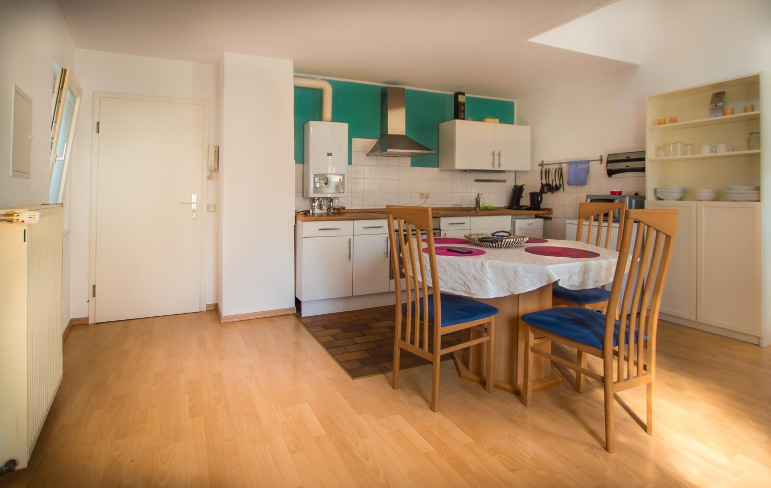 Maisonette Apartment with Terrace - Photo 23
