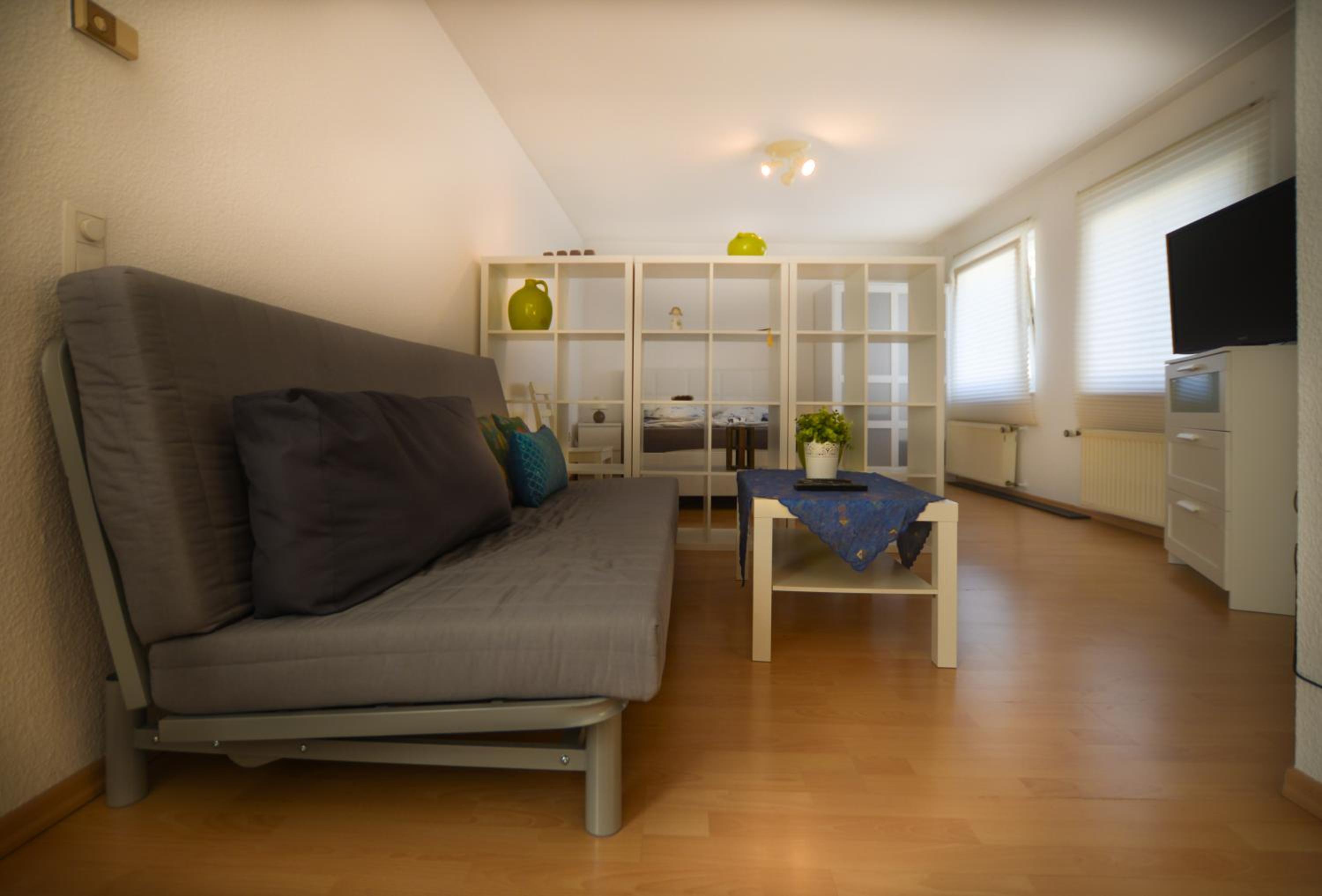 Maisonette Apartment with Terrace - Photo 3