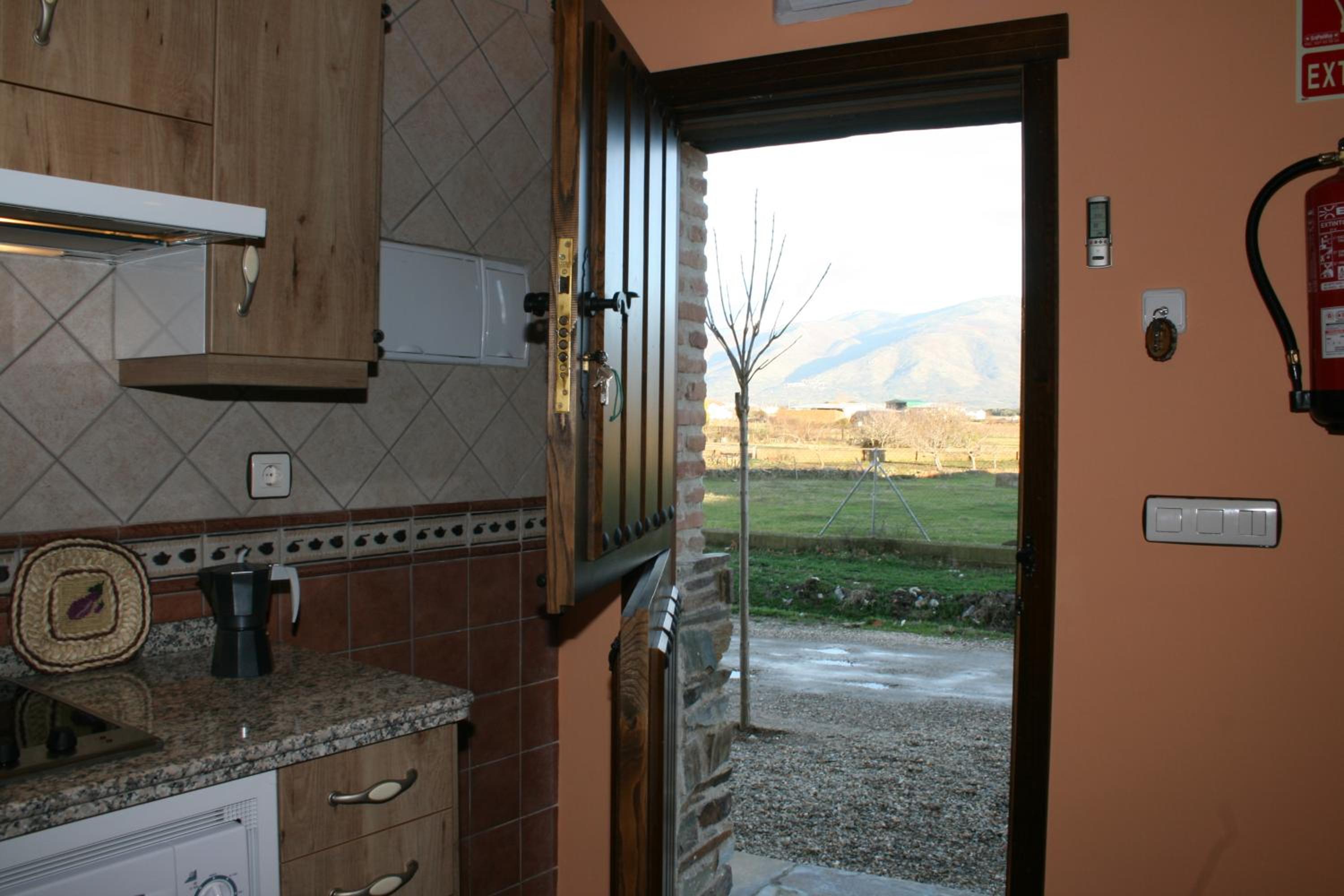 One-Bedroom Apartment (2 Adults) photo 3