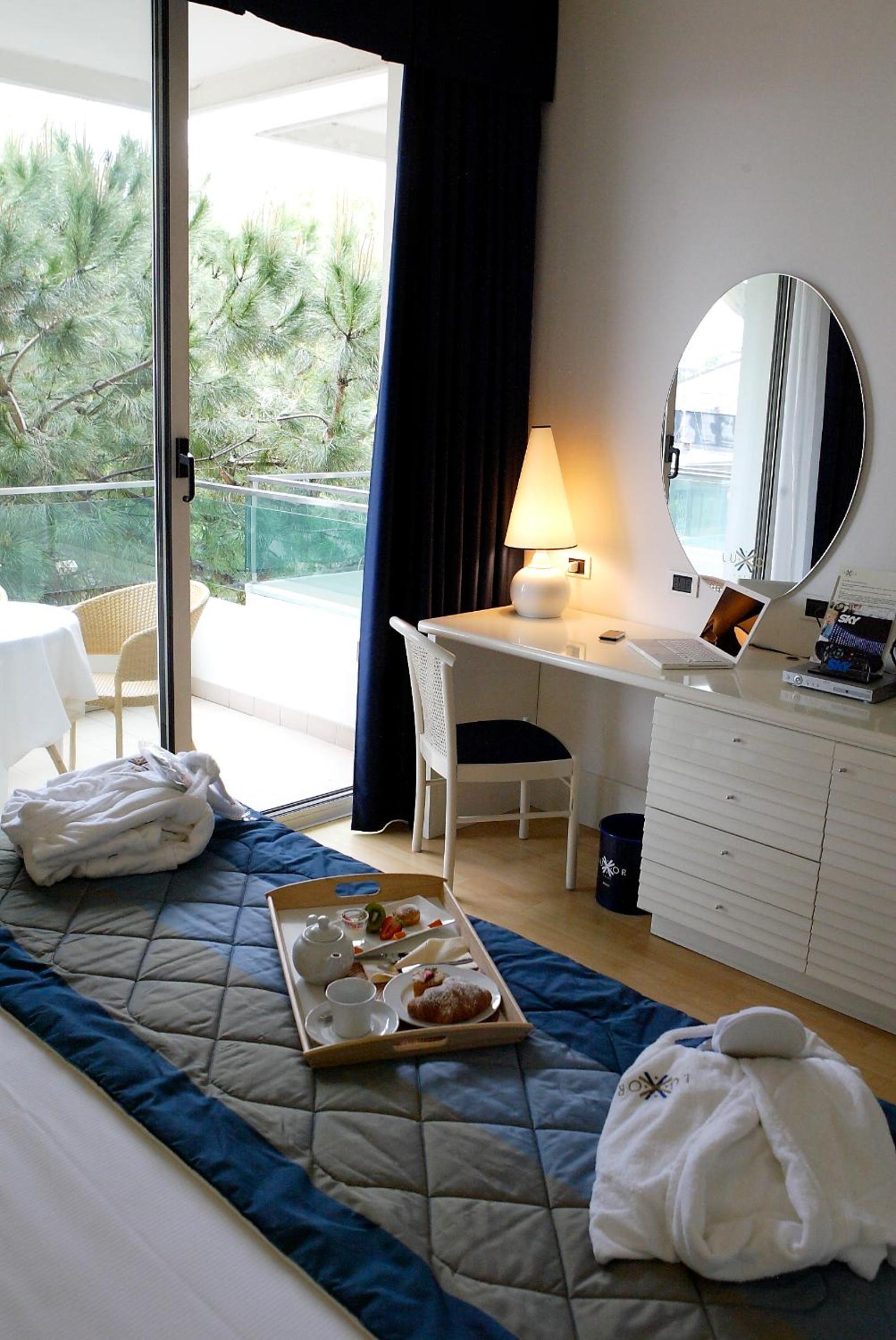 Classic Double Room - Photo 2